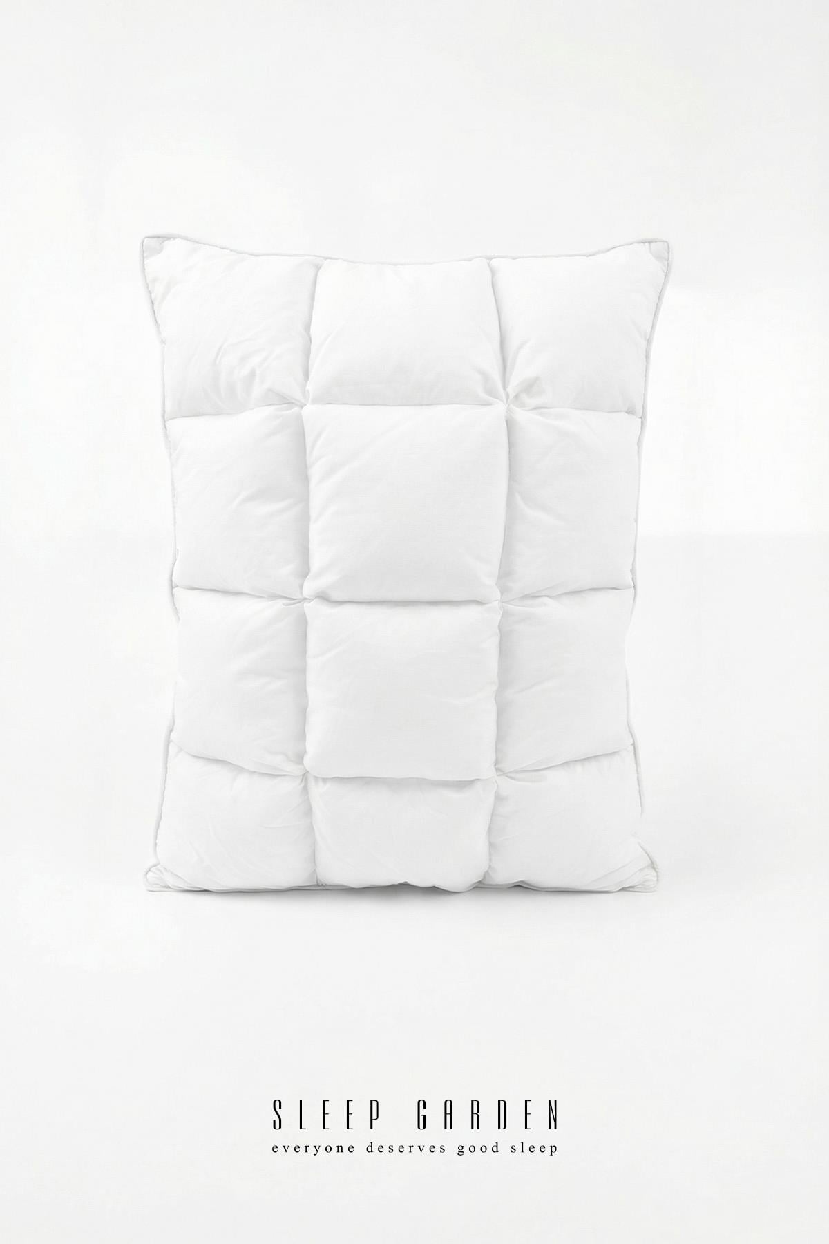 Sleep Garden Buffle Hybrid Kaz Tüyü Medikal Yastık Jüt Keten Çantalı 50x70Sleep Garden Kaz Tüyü Medikal Yastık Tela Çantalı 50x70/Dünyanın en rahat uykusu için tasarlandıSleep Garden
