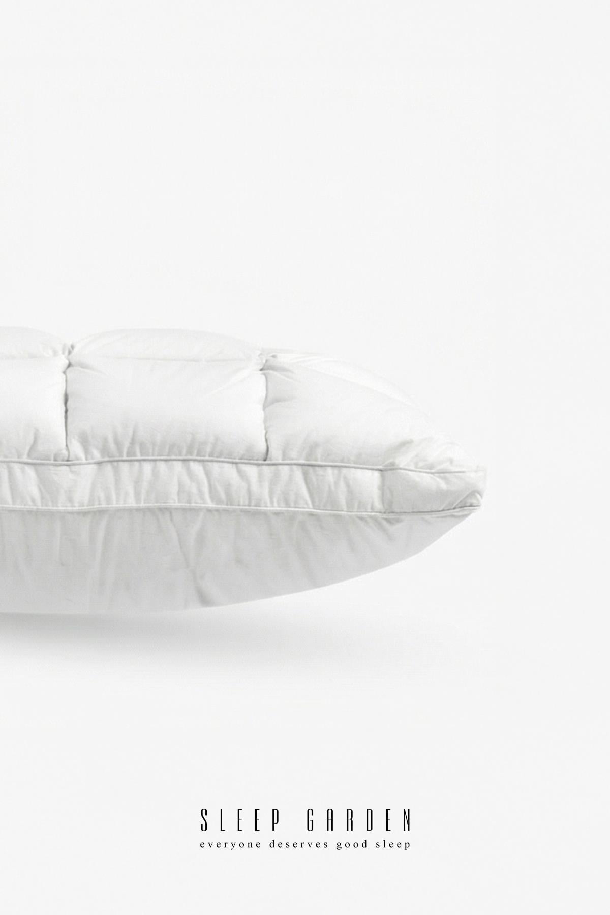 Sleep Garden Buffle Hybrid Kaz Tüyü Medikal Yastık Jüt Keten Çantalı 50x70Sleep Garden Kaz Tüyü Medikal Yastık Tela Çantalı 50x70/Dünyanın en rahat uykusu için tasarlandıSleep Garden