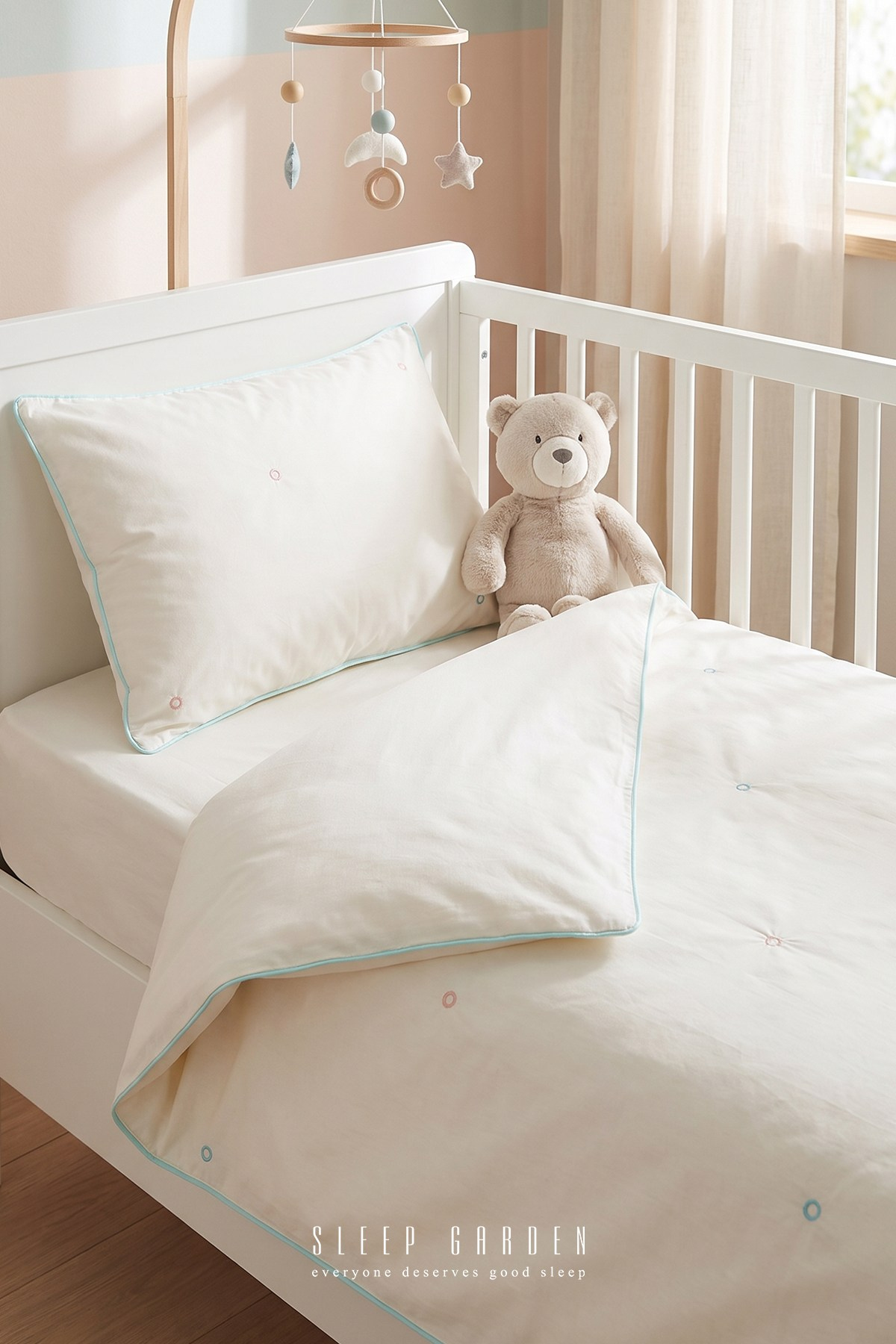 Sleep Garden Esen Bebek Nevresim Takımı Nakışlı %100 Pamuk Renkli HalkalıSleep Garden Esen Bebek Nevresim Takımı Nakışlı %100 Pamuk Renkli HalkalıSleep Garden