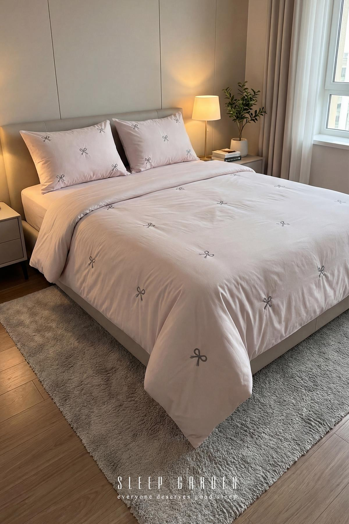 Sleep Garden Esen Nevresim Takımı %100 Pamuk Fiyonk Desenli Pembe Sleep Garden