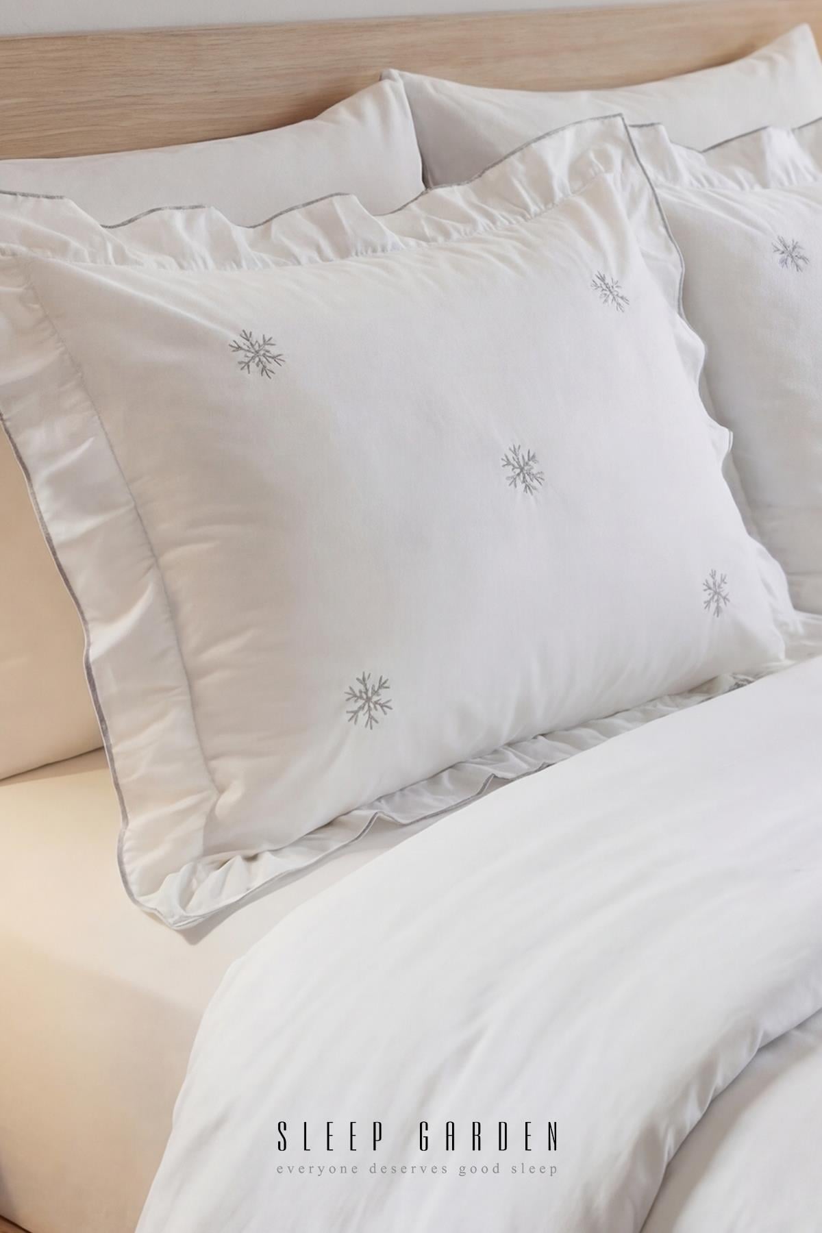 Sleep Garden Esen Nevresim Takımı %100 Pamuk Kar Tanesi Desenli BeyazSleep Garden Esen Nevresim Takımı %100 Pamuk Kar Tanesi Desenli BeyazSleep Garden