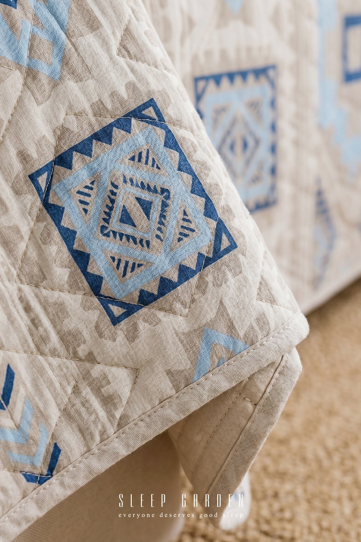 Sleep Garden Novaline Kapitoneli Modern Etnik Desen Yatak Örtüsü Seti Sleep Garden Novaline Kapitoneli Modern Etnik Desen Yatak Örtüsü Seti Sleep Garden