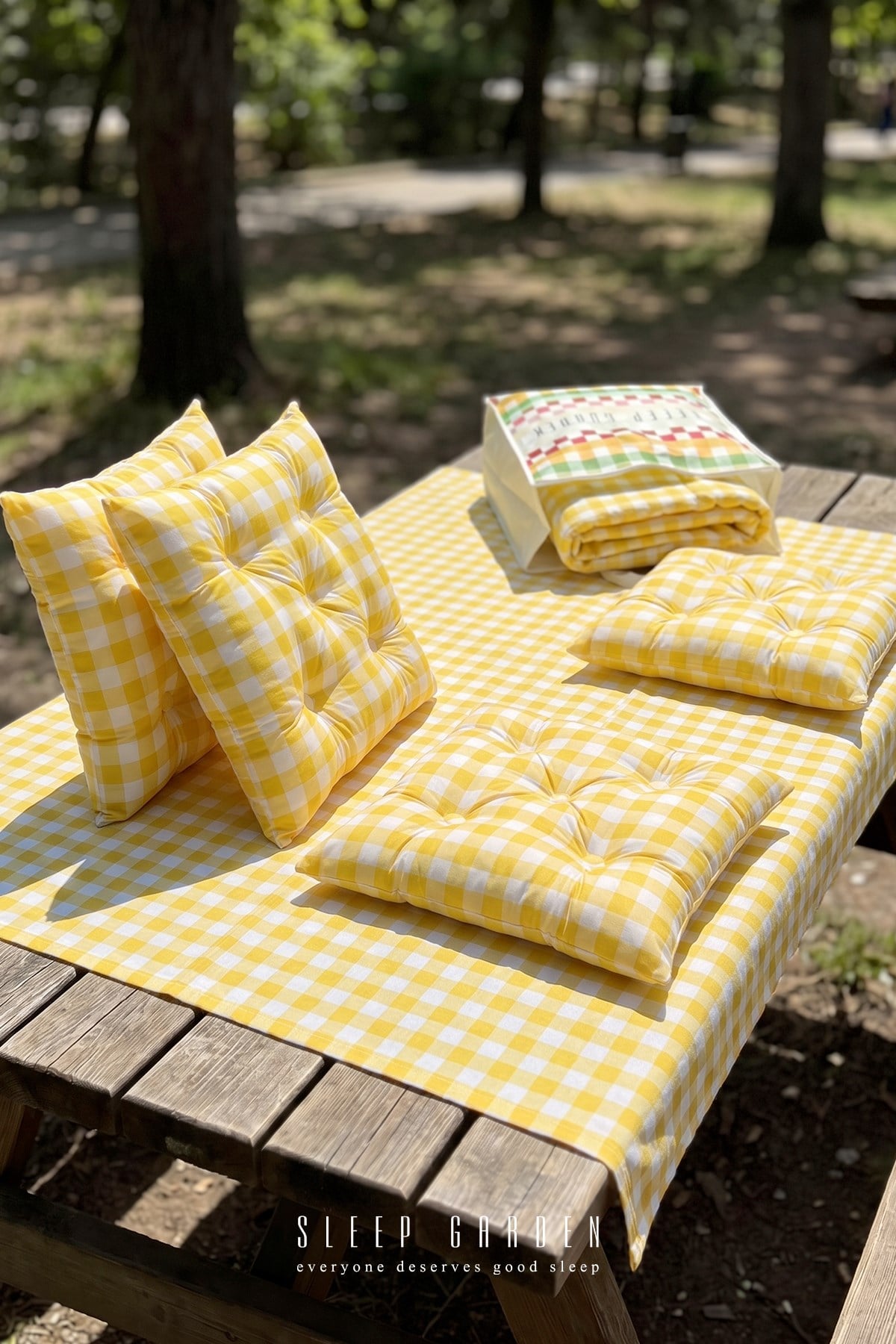 Sleep Garden Pötikare Piknik Örtüsü 170*170 4 Adet Sarı Piknik Minderi 45x45 cm Taşıma Çantası Piknik SetiSleep Garden