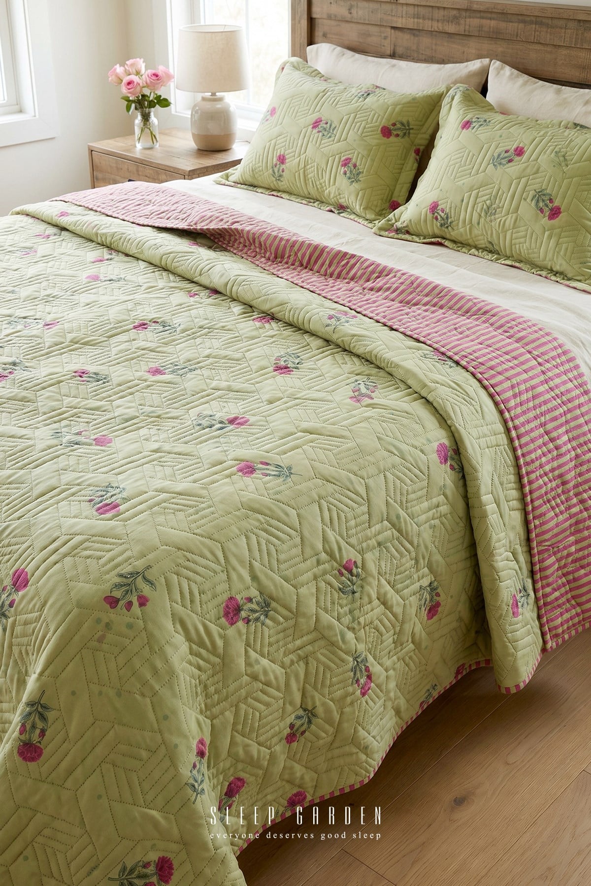 Sleep Garden Rozarin Kapitoneli Desenli Şık Yatak Örtüsü Seti Sleep Garden Rozarin Kapitoneli Desenli Şık Yatak Örtüsü Seti Sleep Garden