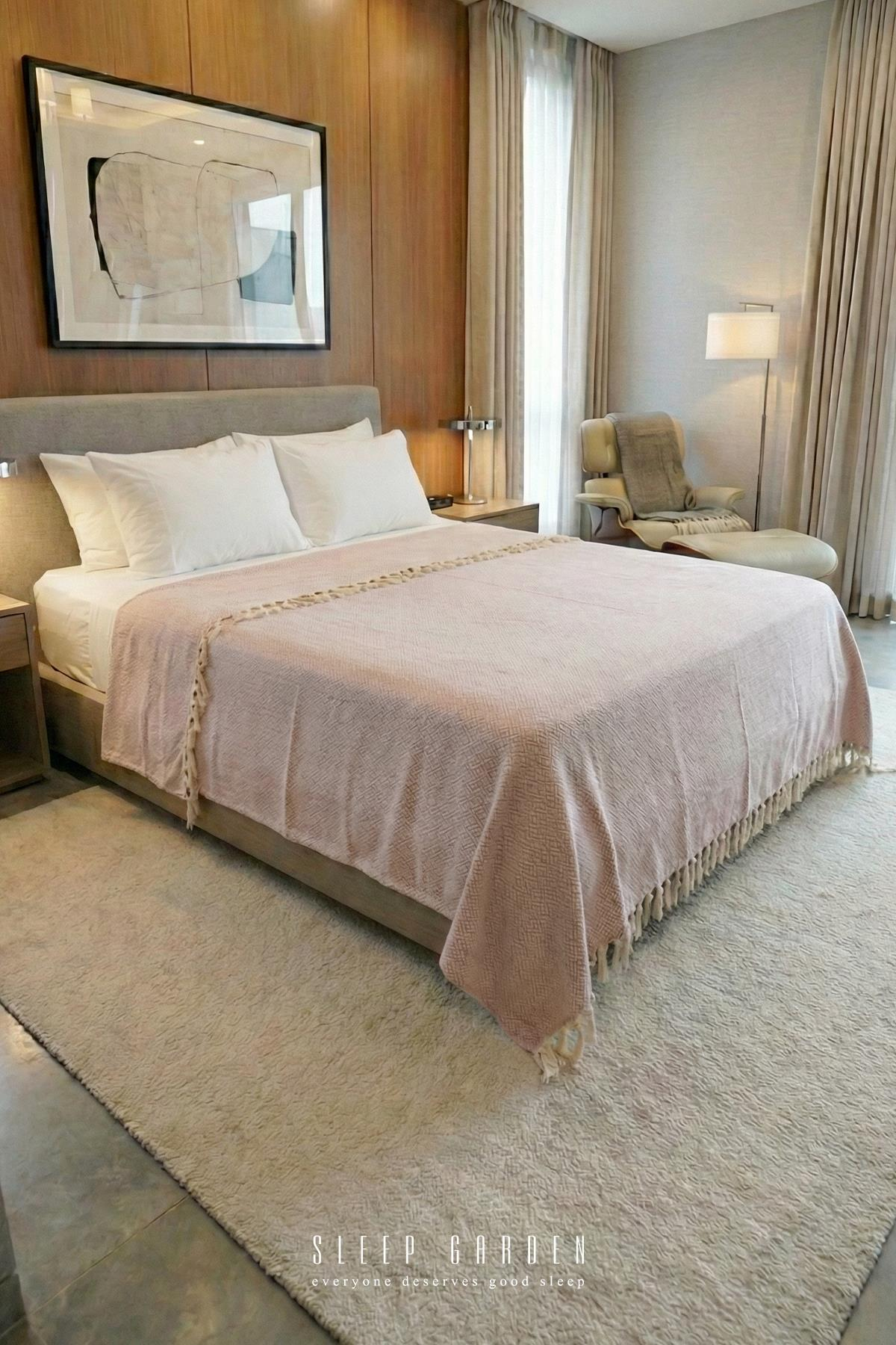 Sleep Garden Yatak Örtüsü & PikeSleep Garden Yatak Örtüsü & PikeSleep Garden