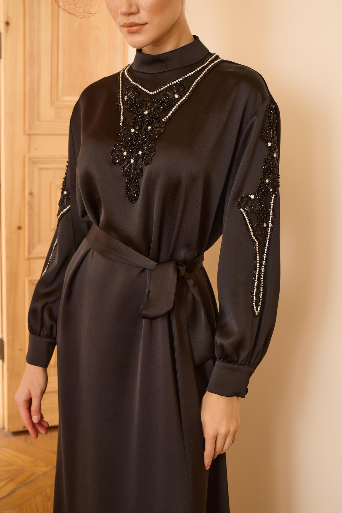 Catherine Elbise Siyah