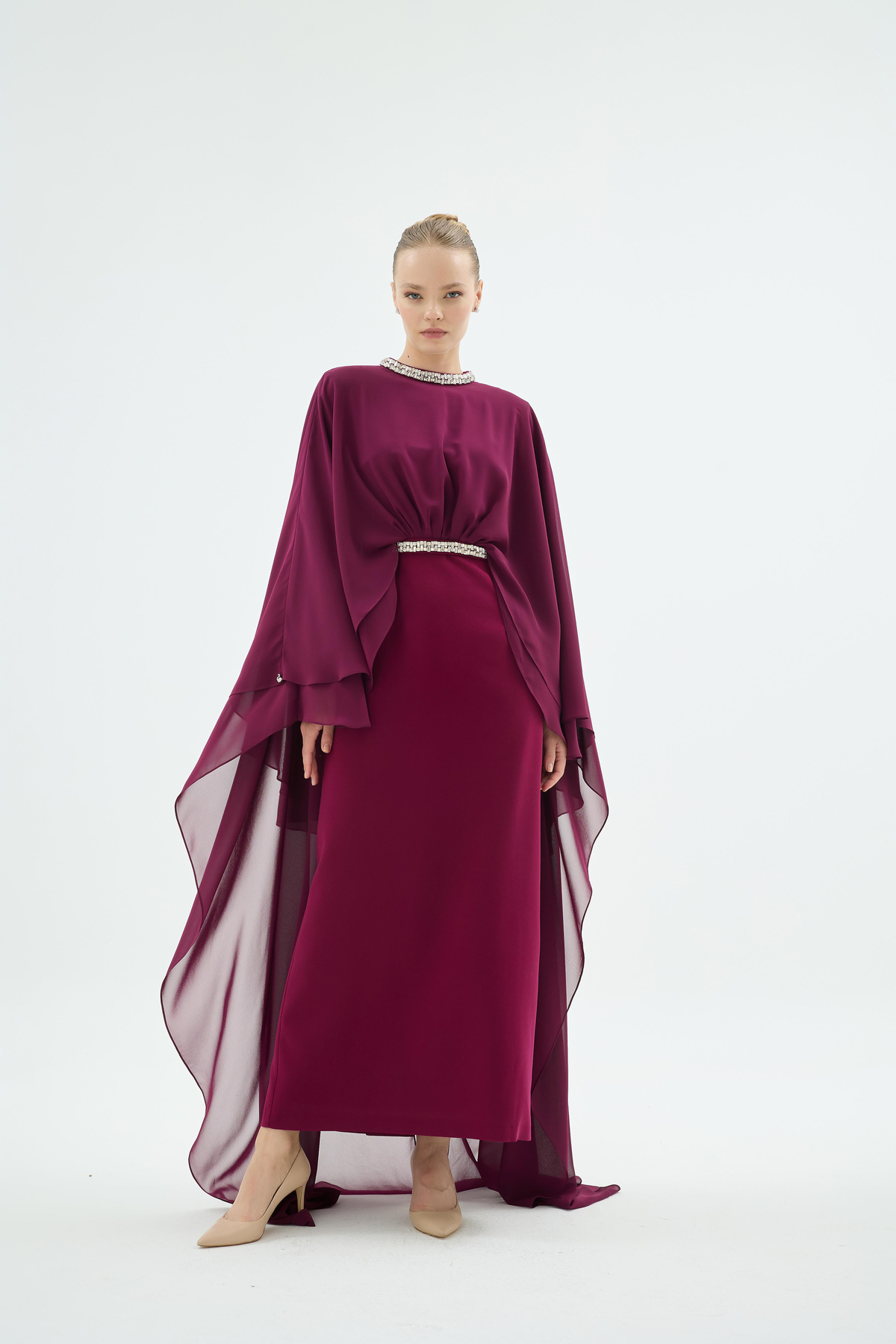 Divina Yaka Ve Kemeri El İşleme Taşli Pelerinli Elbise Bordo