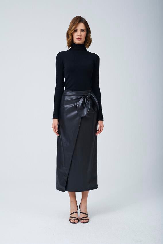 Fiyonk Deri Etek Siyah