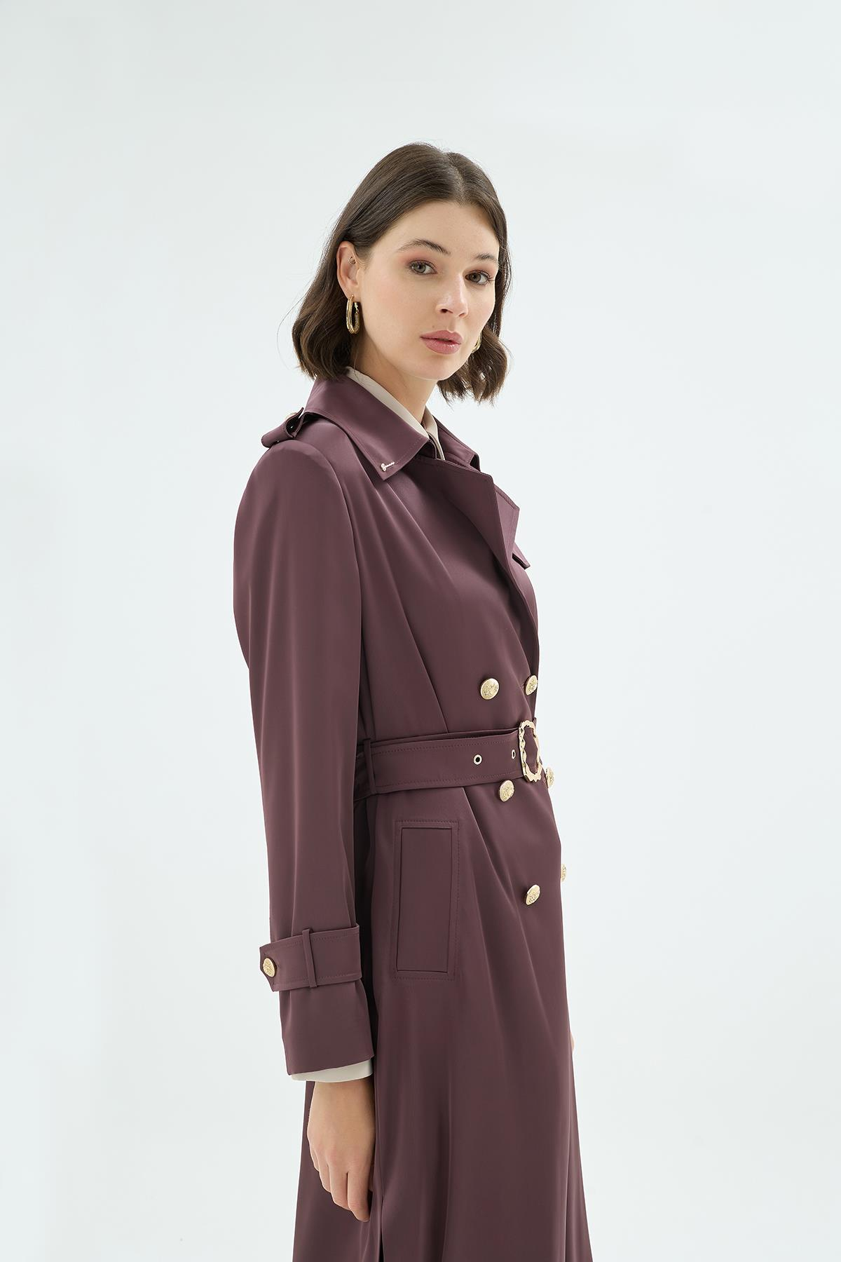 Gigi Kemer Detaylı Kurvaze Uzun Trençkot Kahve