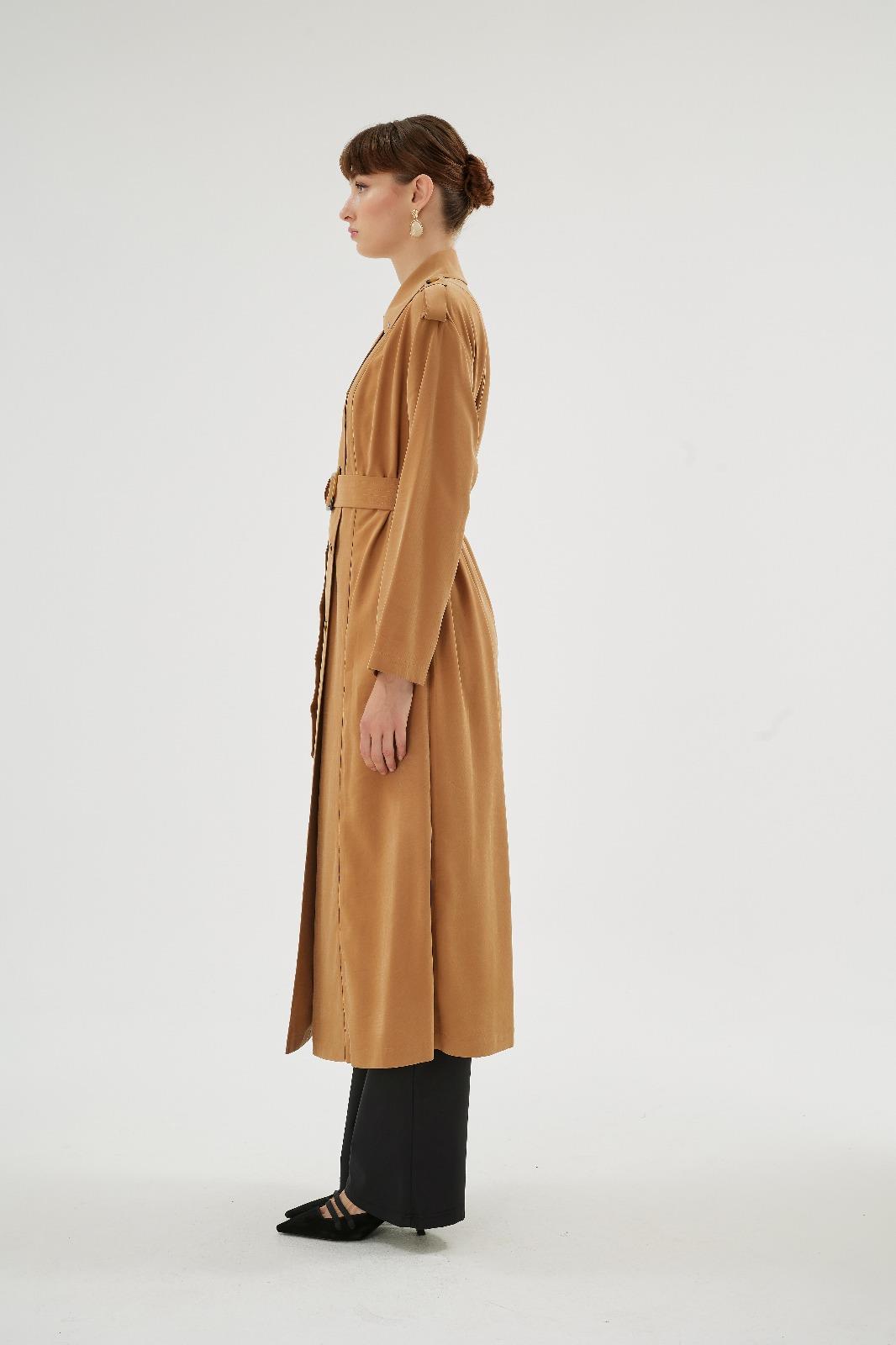 Livia Trençkot Camel