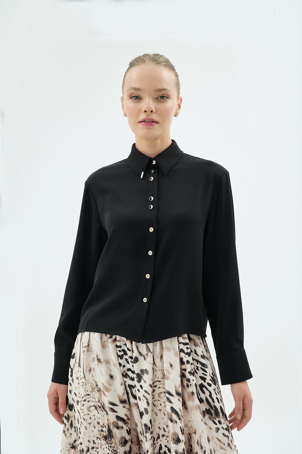 Niki Düğme Detaylı Gömlek Siyah