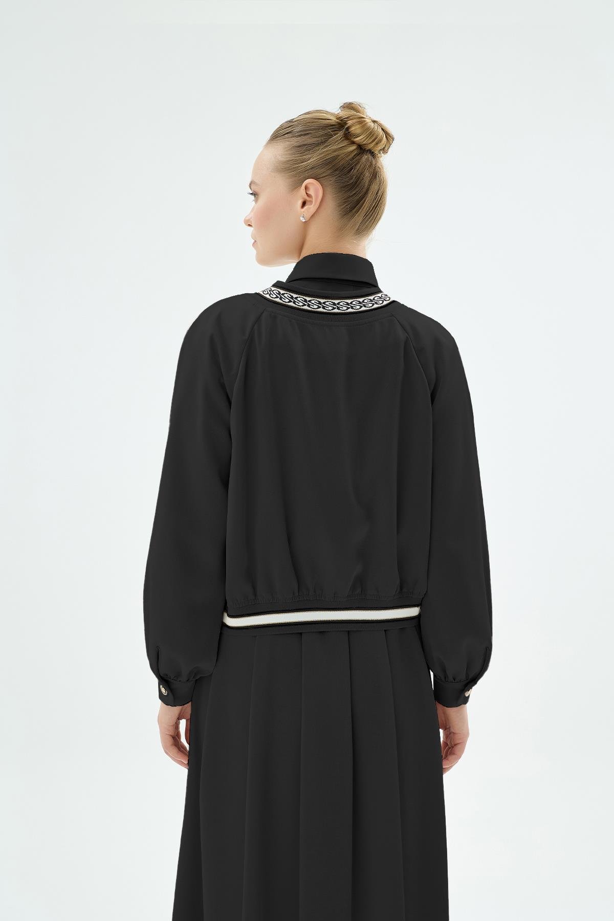 Pietra Ribana Detaylı Düğmeli Ceket Siyah