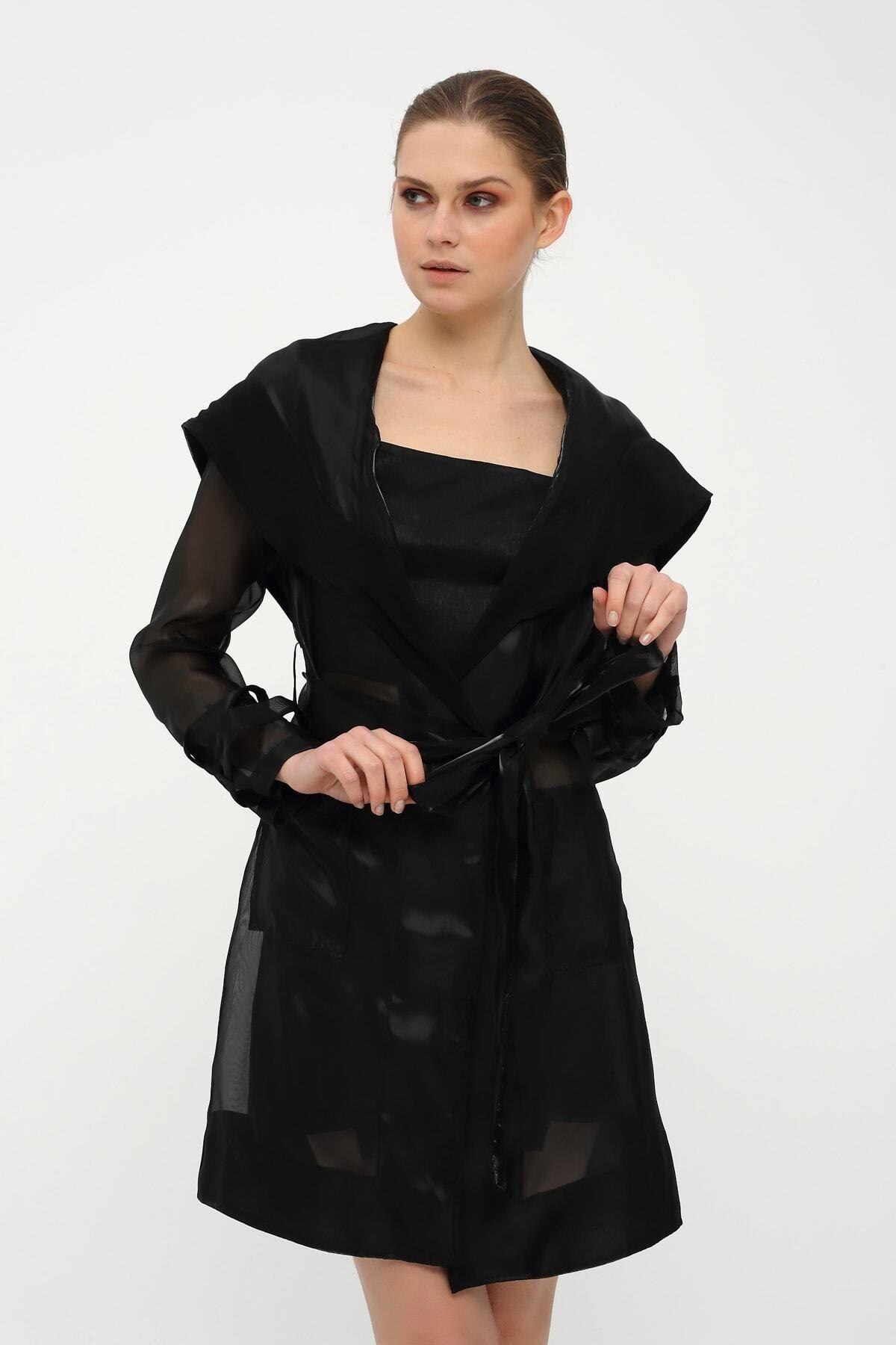 Kadın Organza Siyah Kapüşonlu Ceket 5069