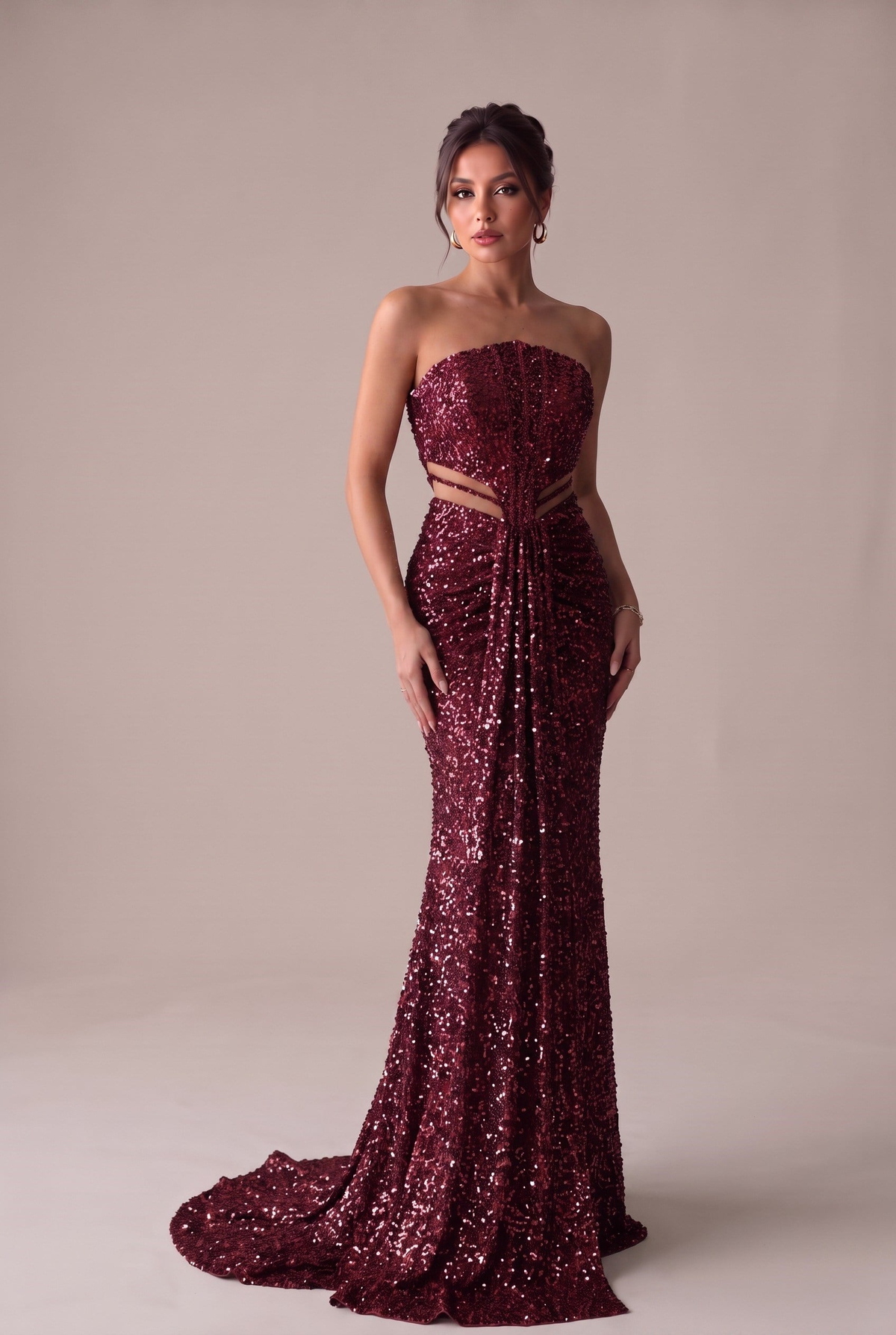 Yasemin Payet Kırmızı Elbise