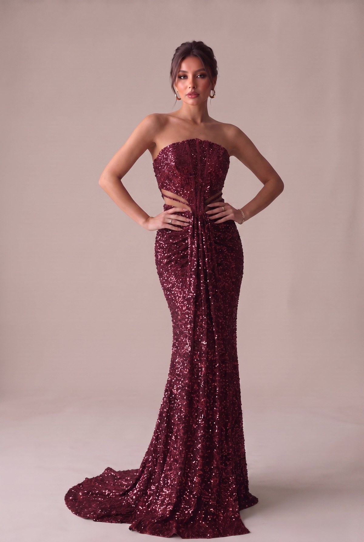 Yasemin Payet Kırmızı Elbise