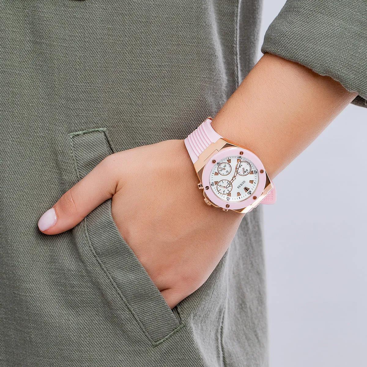 Guess GUGW0030L4 Kadın Kol Saati