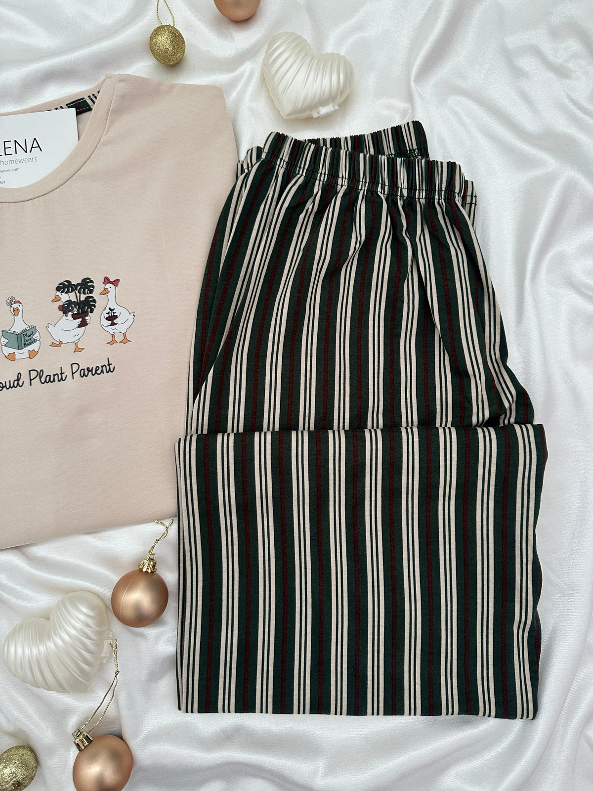 Bej Ördek Desenli Çizgili Pamuklu Pijama Takımı