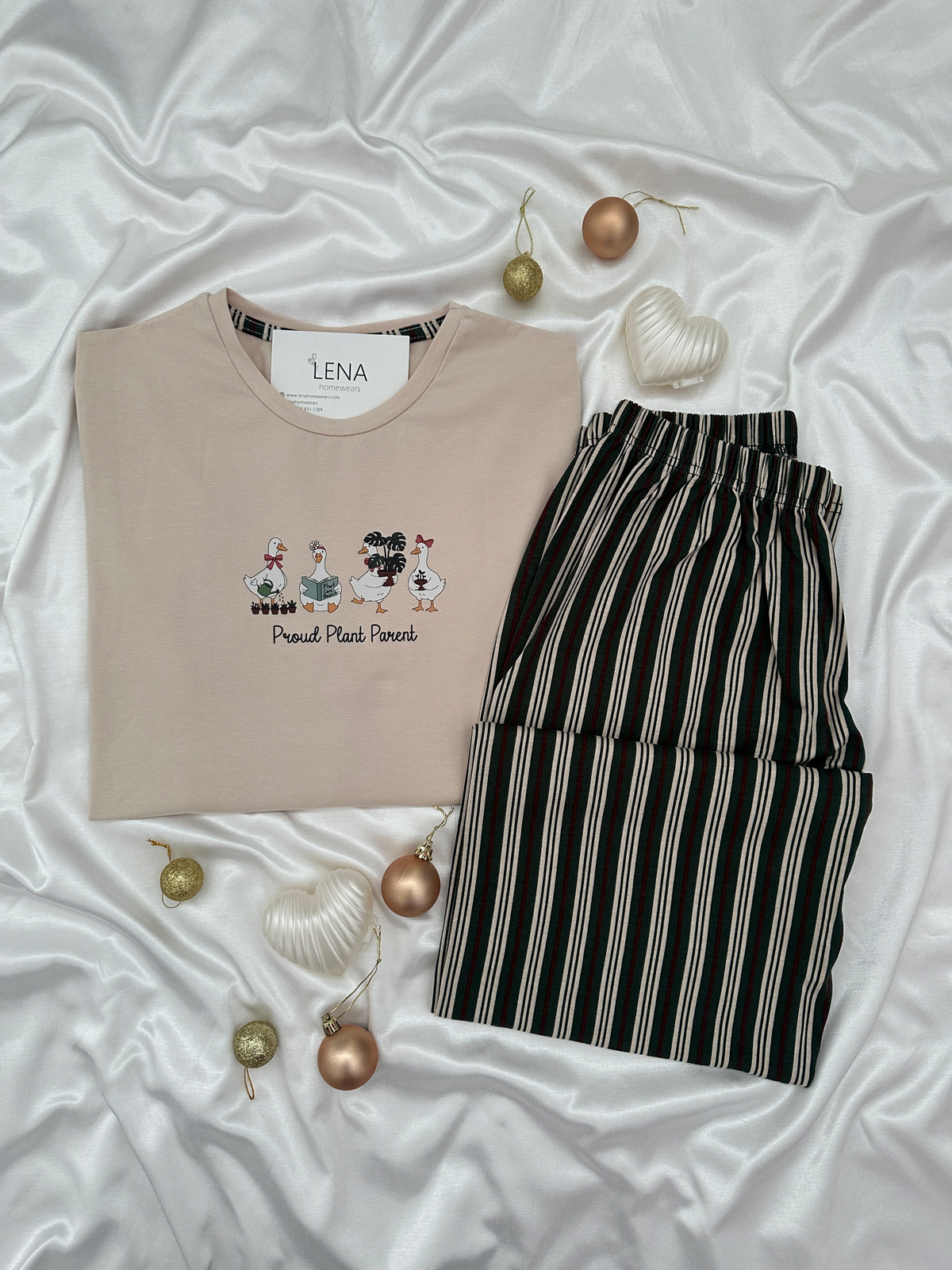 Bej Ördek Desenli Çizgili Pamuklu Pijama Takımı