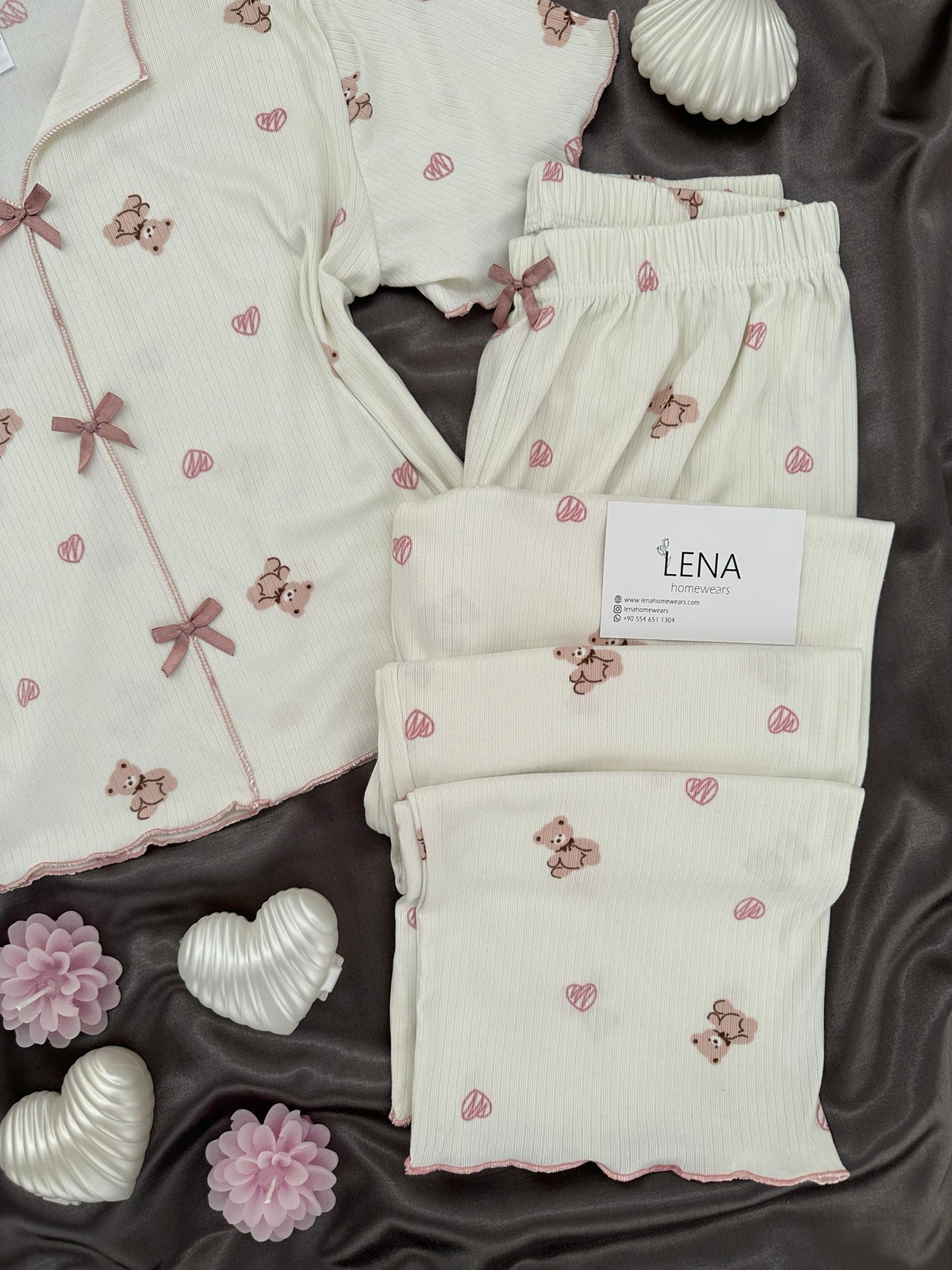 Ekru Ayıcık Desenli Fiyonklu Crop Pijama Takımı