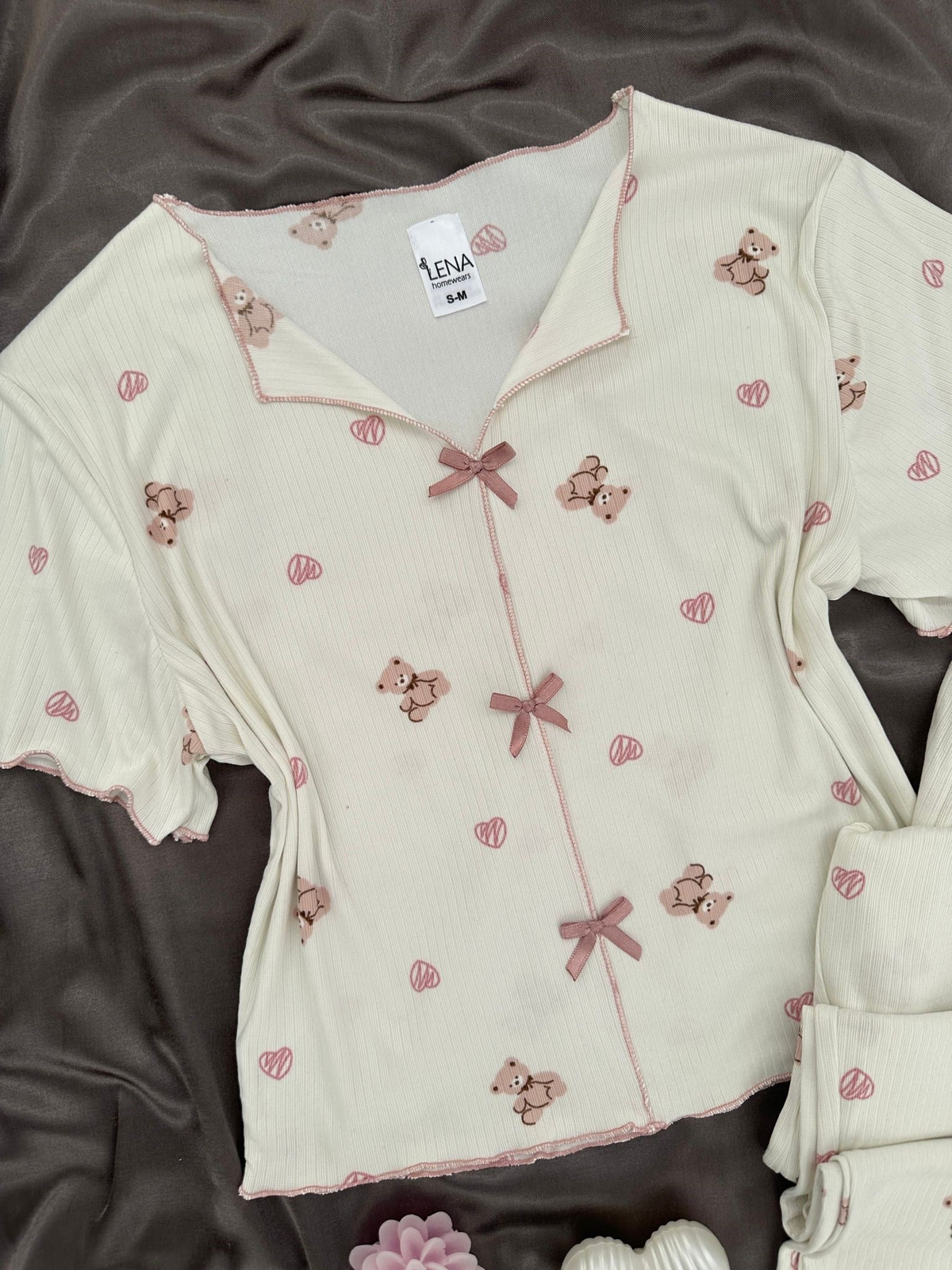 Ekru Ayıcık Desenli Fiyonklu Crop Pijama Takımı