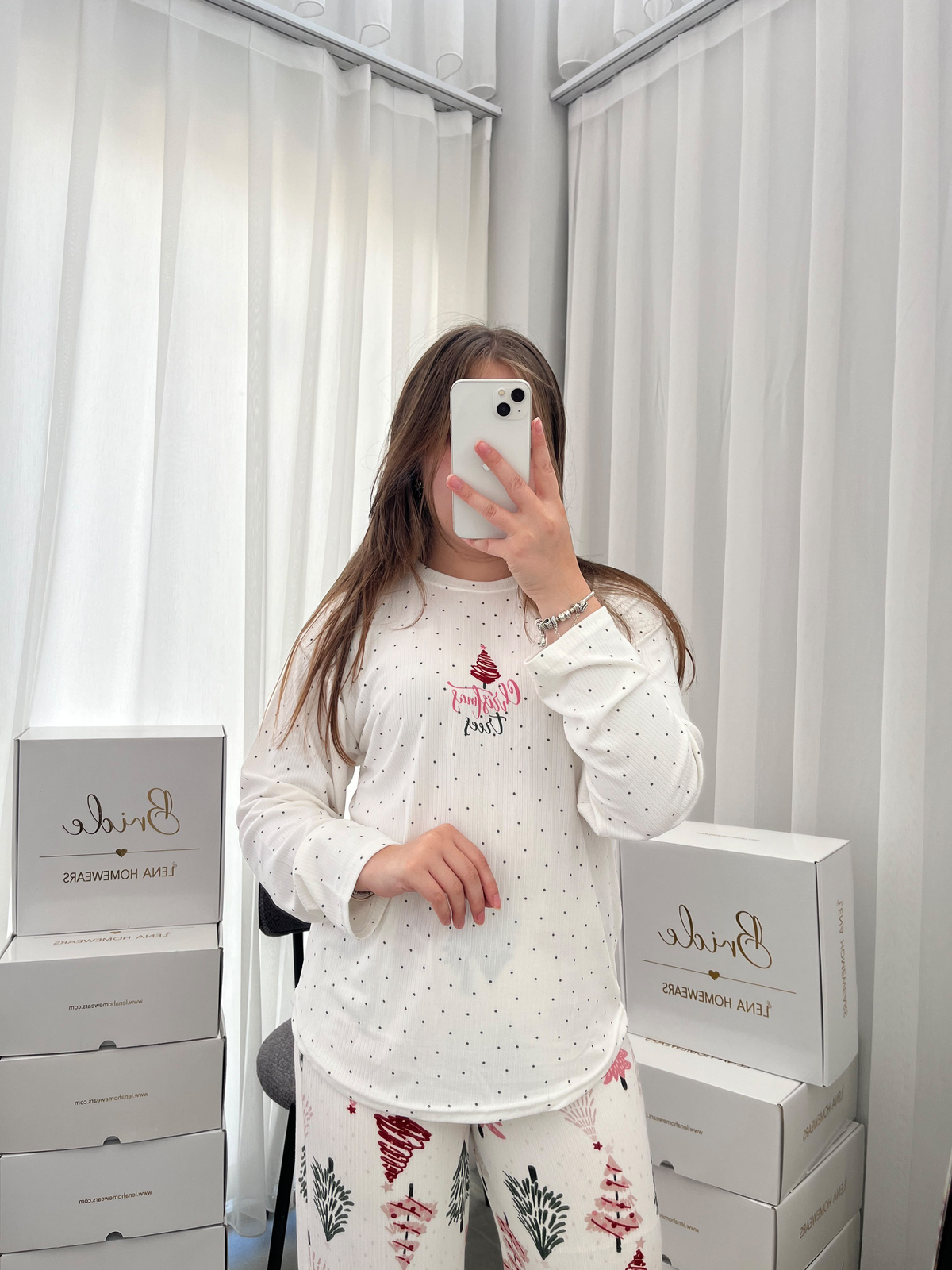 Ekru Yılbaşı Ağacı Desenli Berlin Pijama Takımı