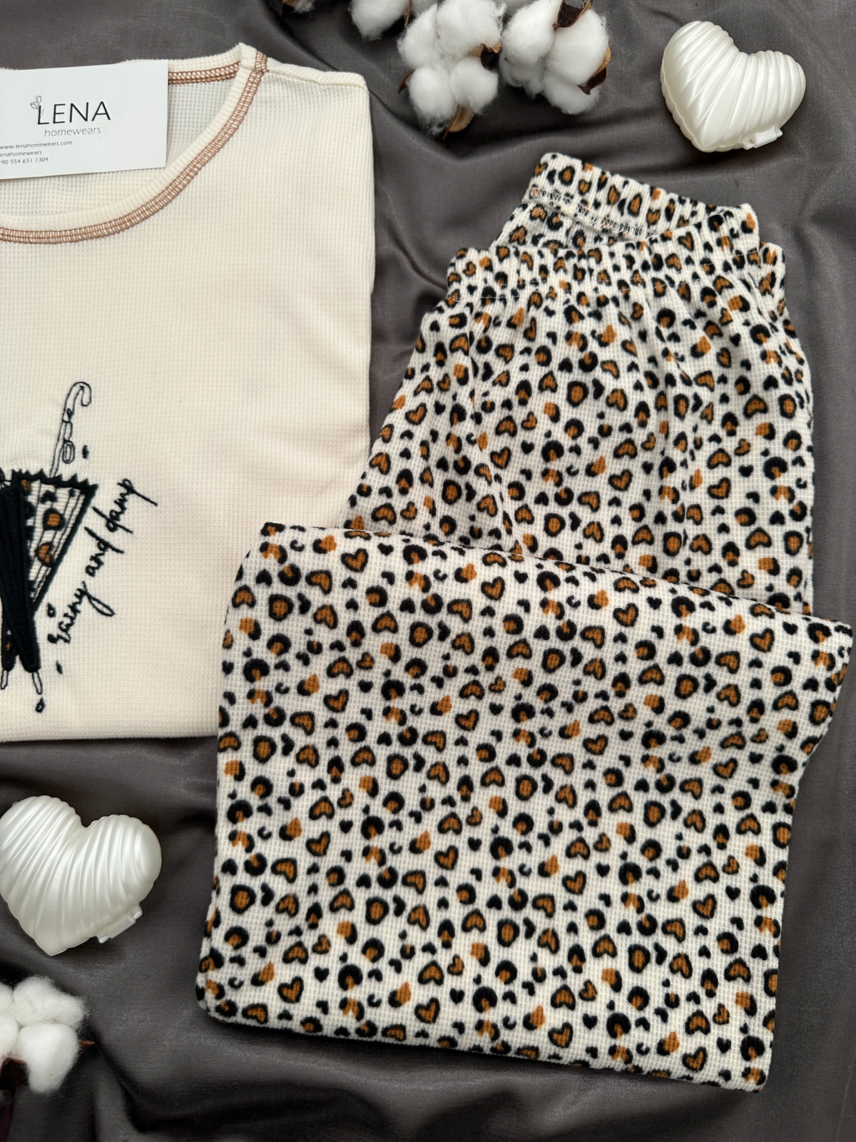 Kadın Leopar Desenli Waffle Pijama Takımı