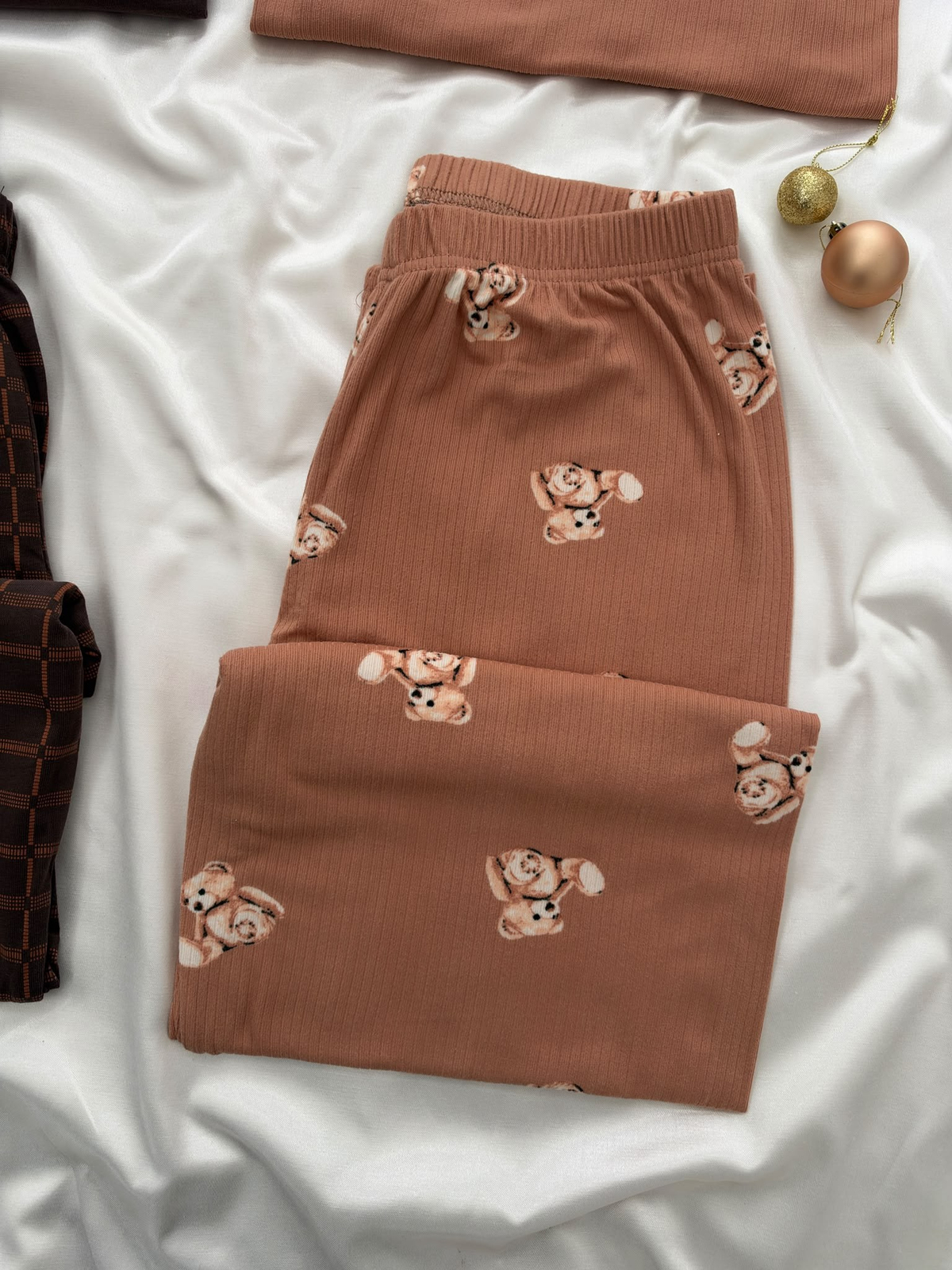 Kahve Ayıcık & Kahverengi Ekose Sevgili Çift Uzun Kollu Pijama Takımı (2'Lİ SET)