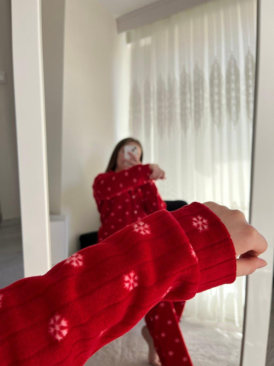 Kar Tanesi Pijama Takımı