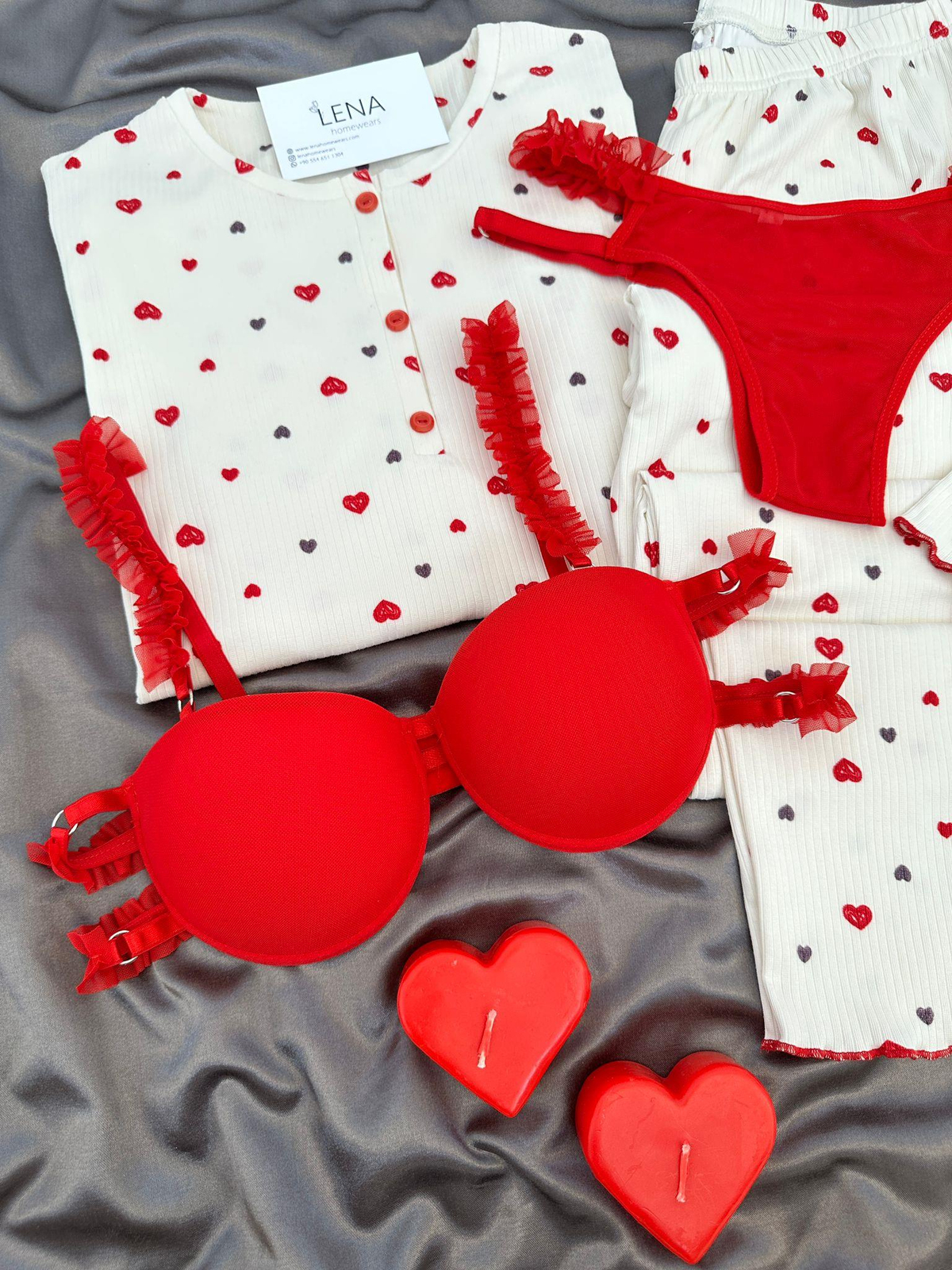 Merci Kalp ve Çiçek Desenli Dörtlü Pijama Seti