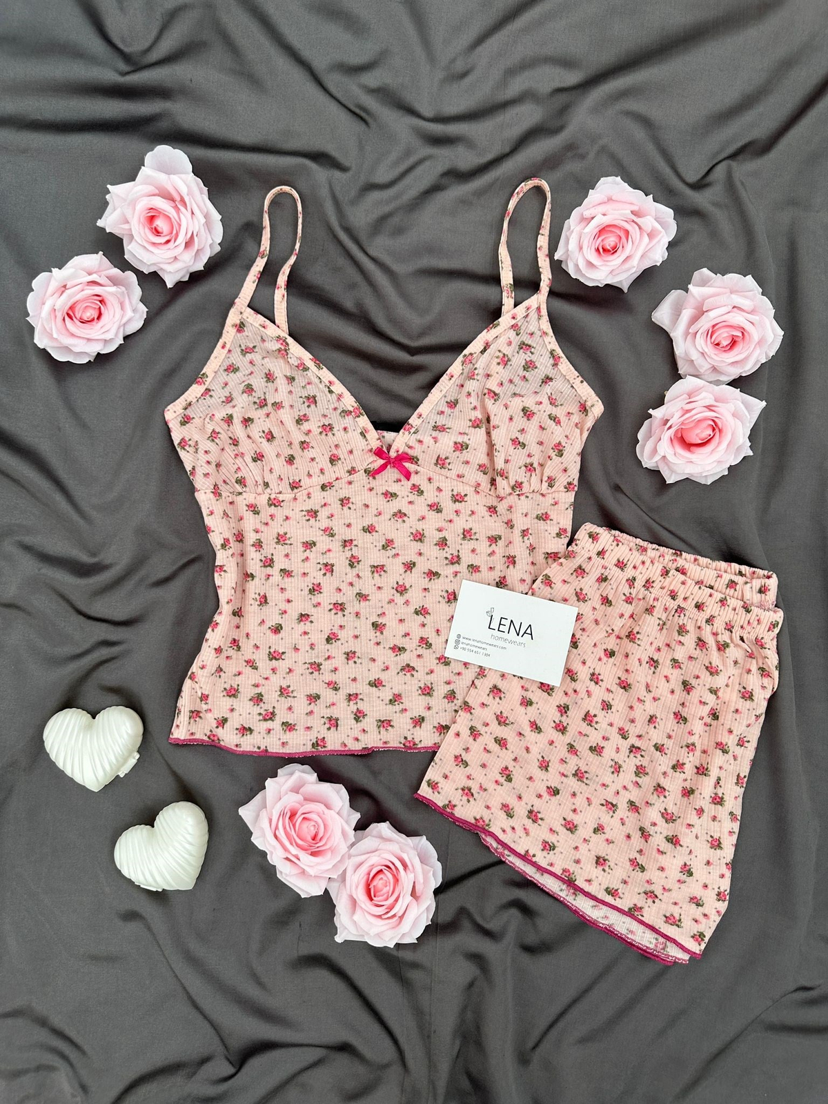 Mor Çiçek Raporlu Şortlu Pijama Takımı