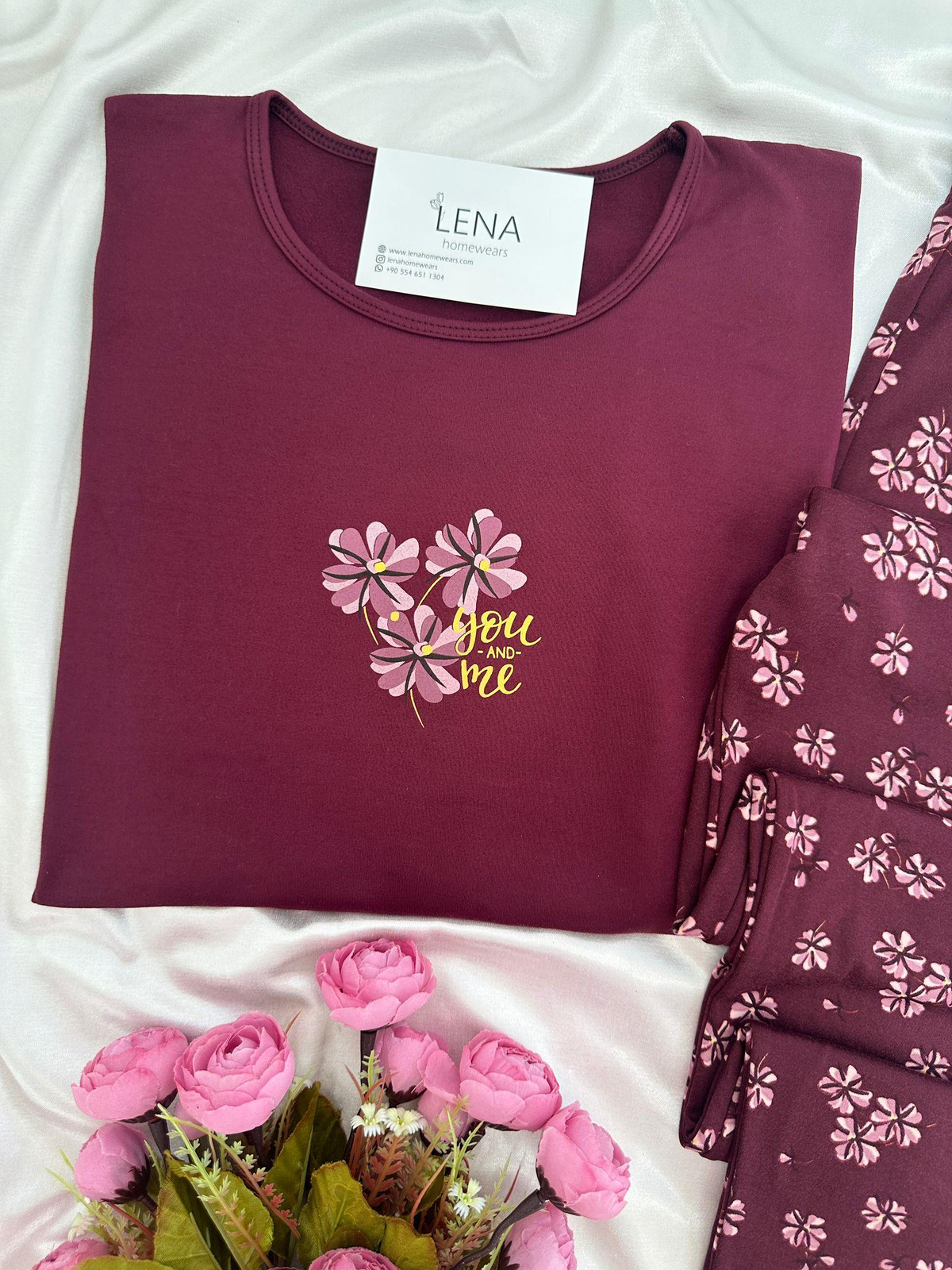 Mürdüm Çiçek Desenli Sofya Pijama Takımı