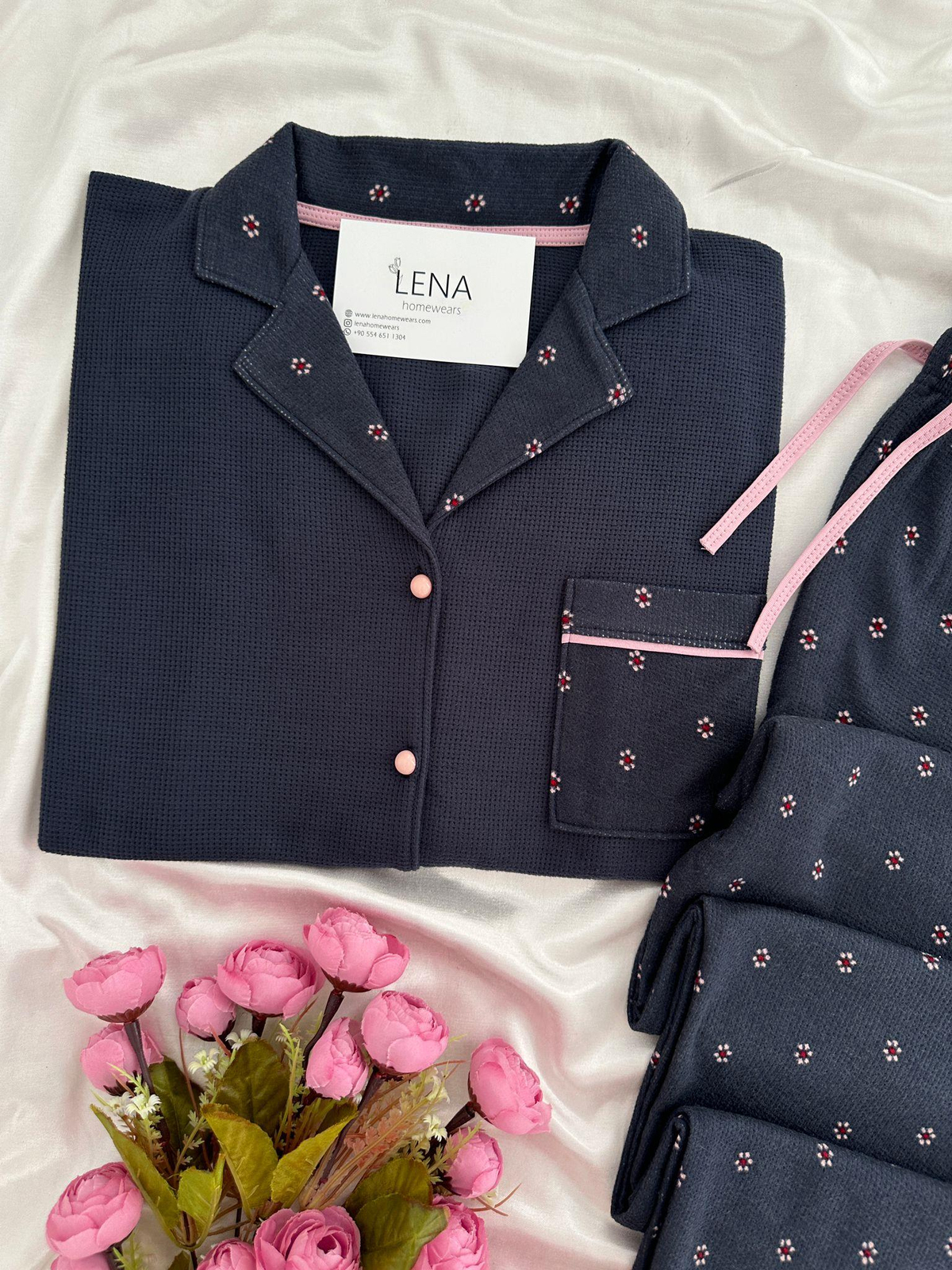 Pembe Çiçek Desenli Füme Waffle Premium Pijama Takımı