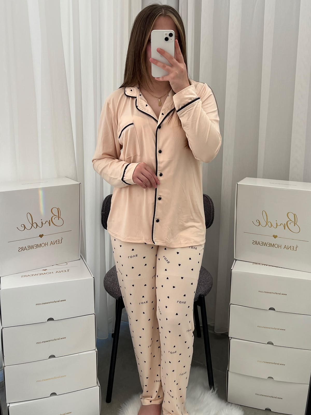 Siyah Kalp ve Love Desenli Somon Milan Uzun Kollu Pijama Takımı