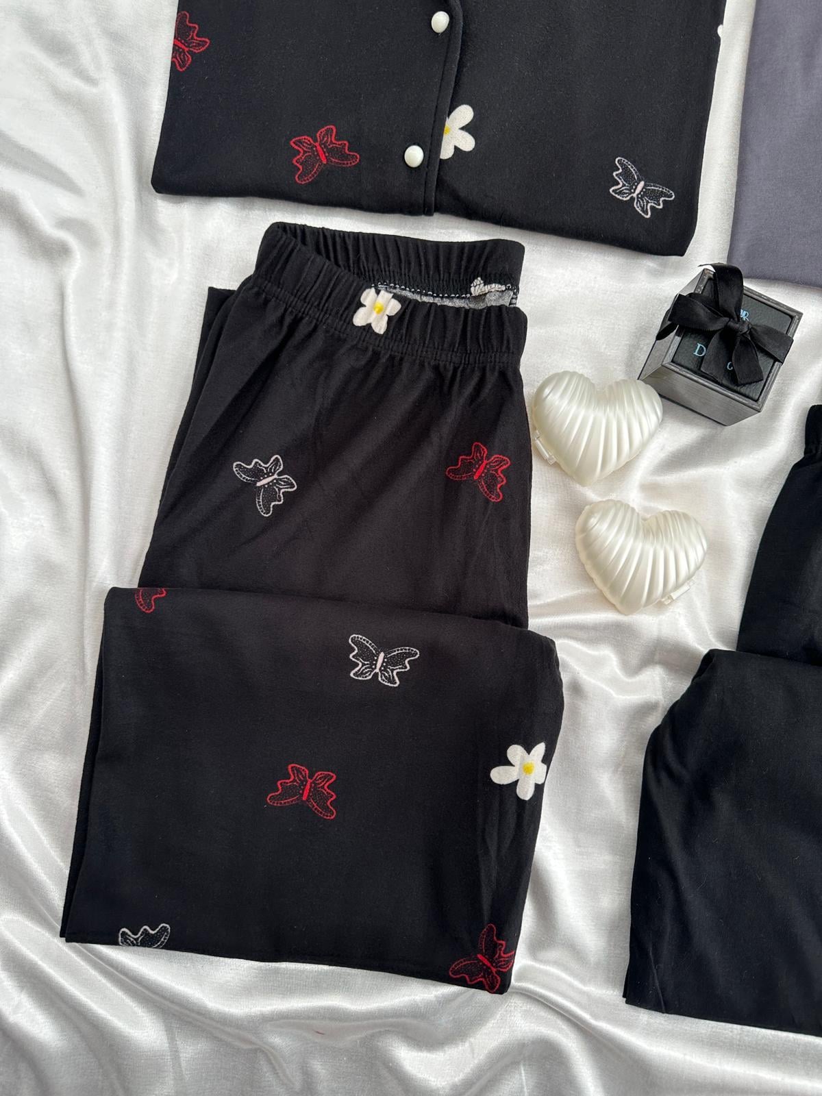 Siyahın Gücü 4 Parça Sevgili Pijama Seti