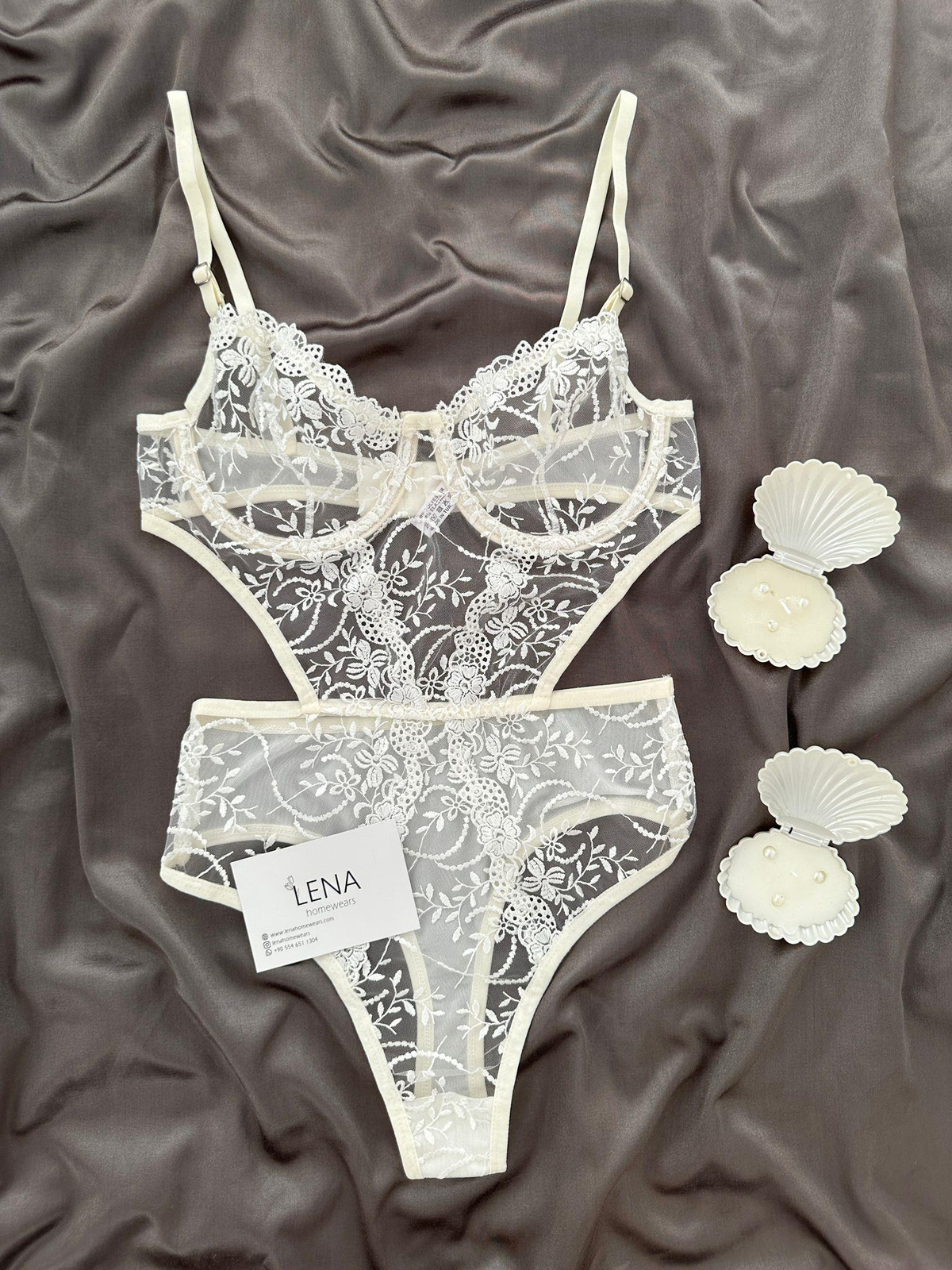 Sofla Ekru Üçlü İç Çamaşır Seti 