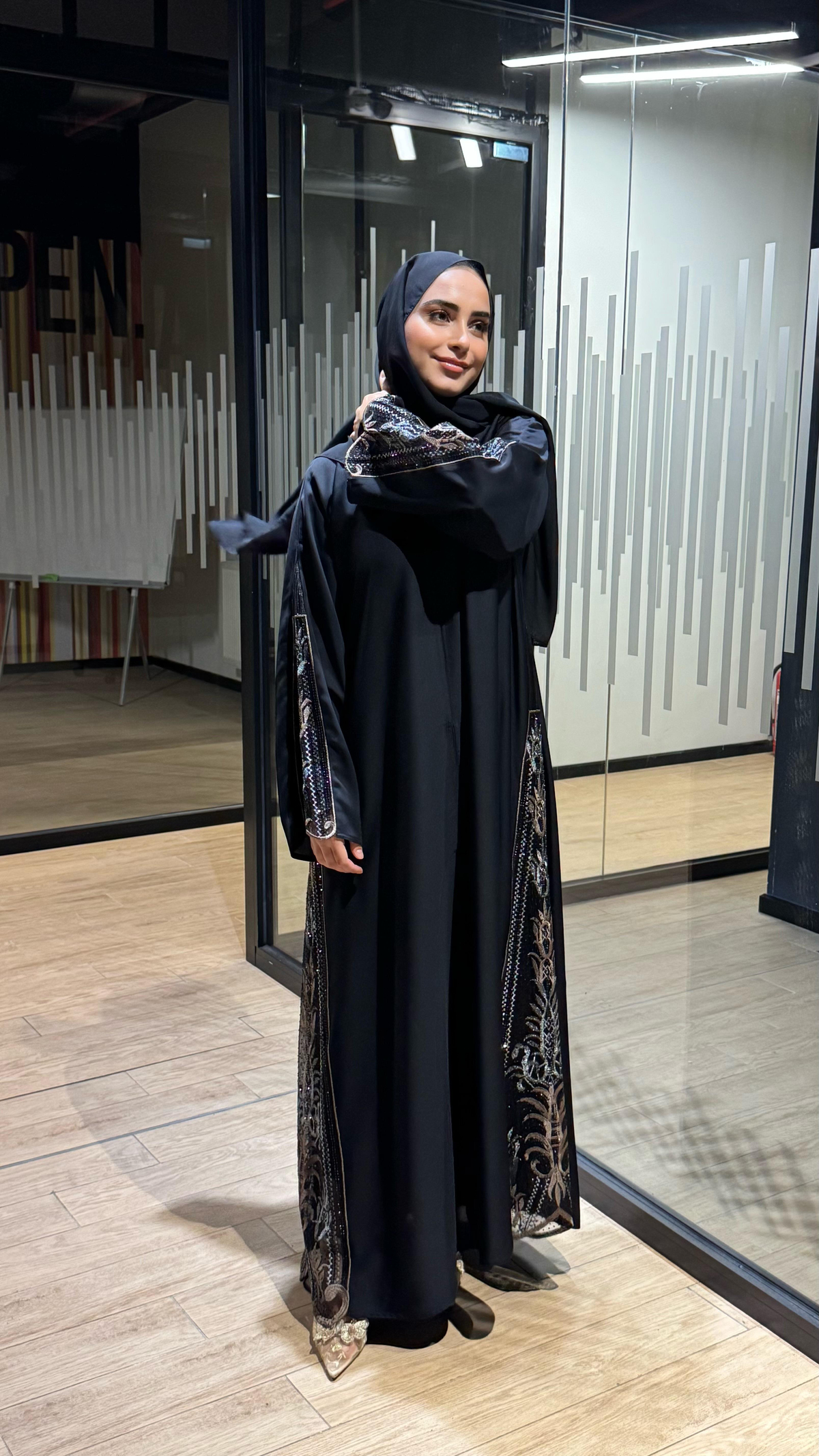 Güpürlü abaya