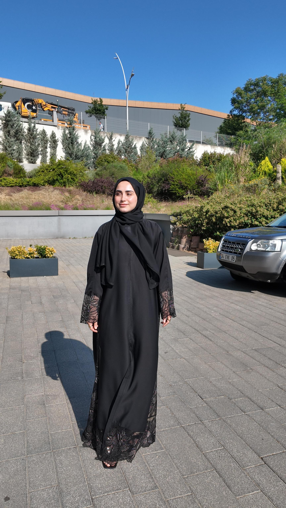 Güpürlü şalıyla takım abaya