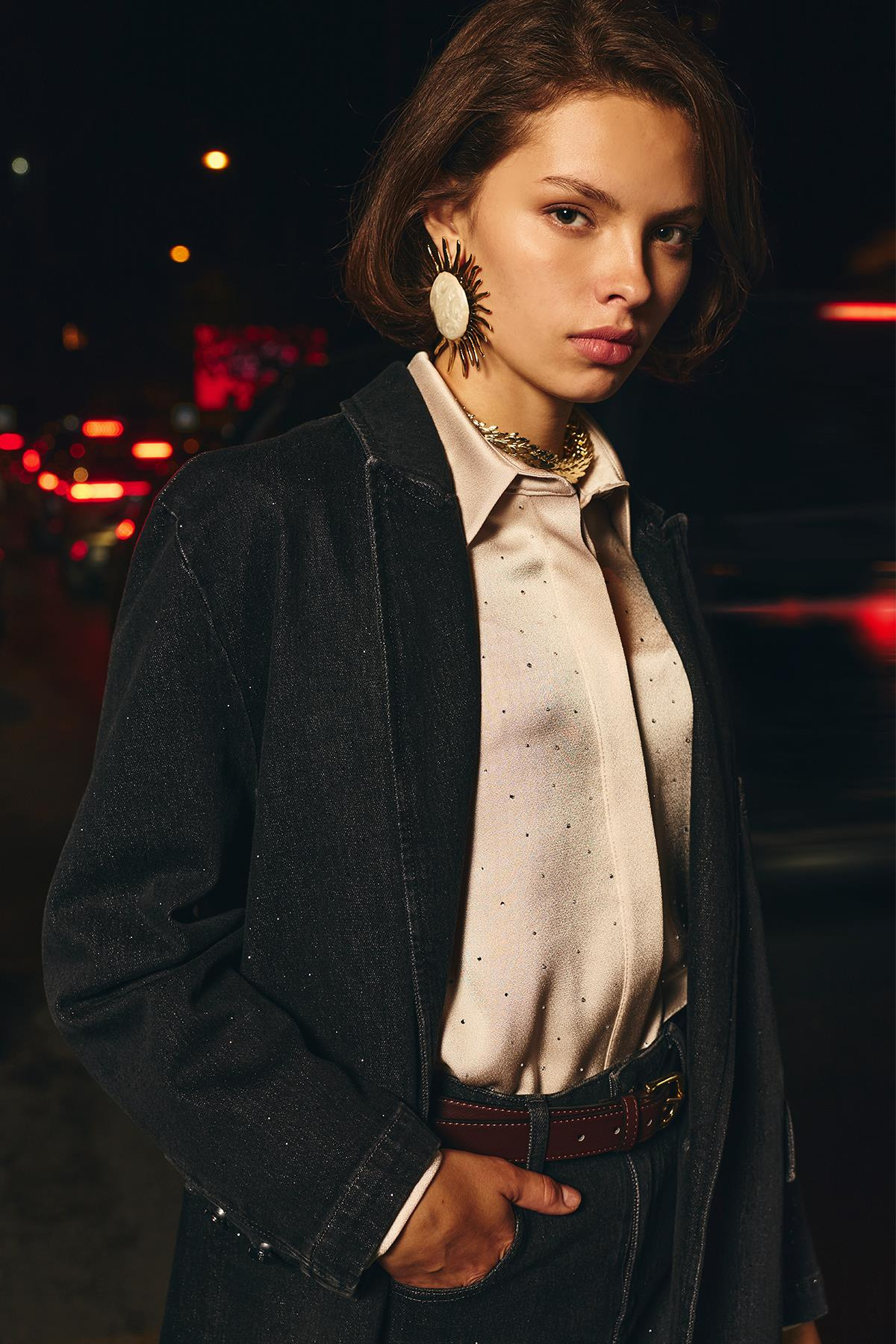 Eliza Taş Detaylı Gömlek Taş