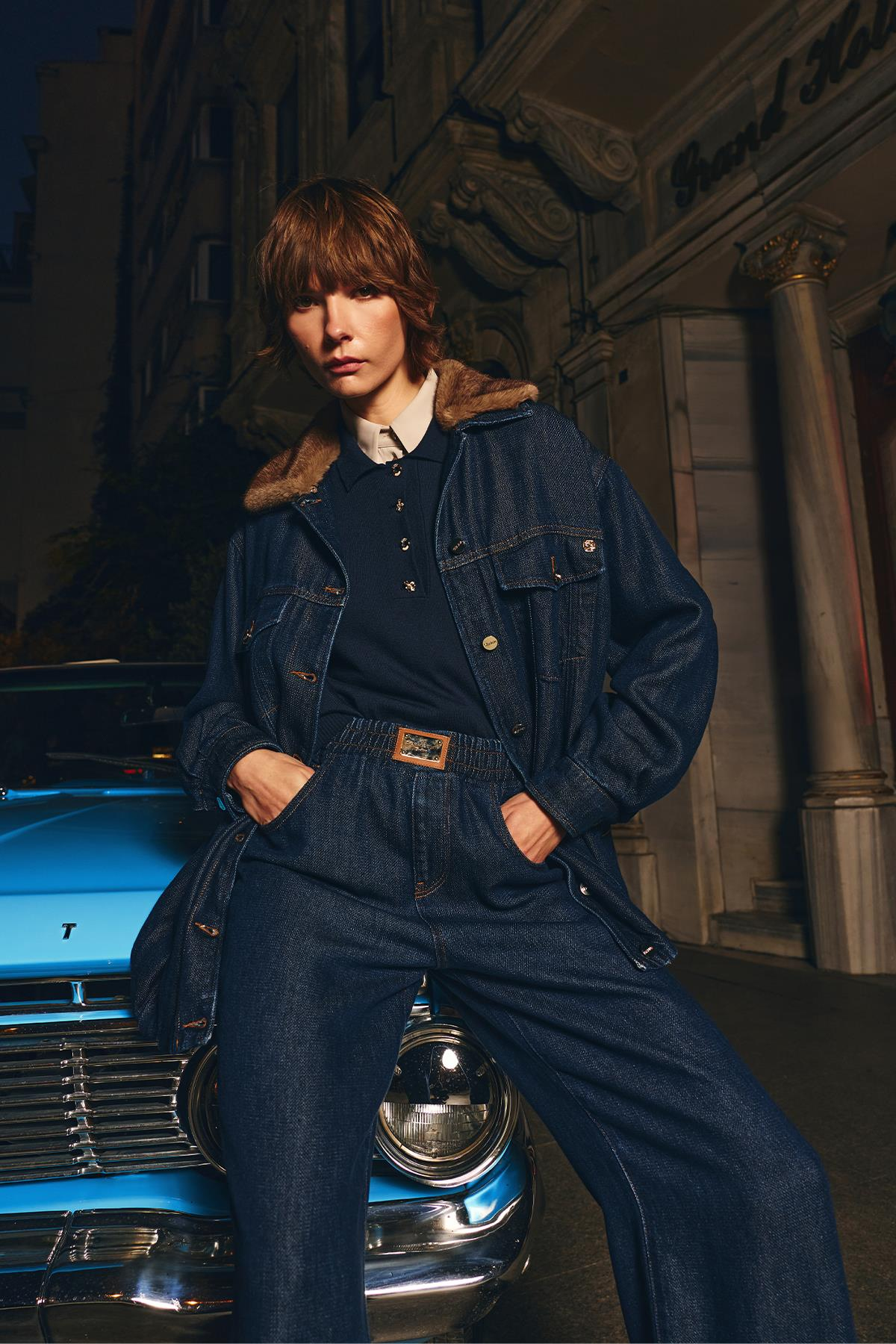 Soul Yakasi Fonksiyonel Kürklü Denim Ceket Koyu Mavi