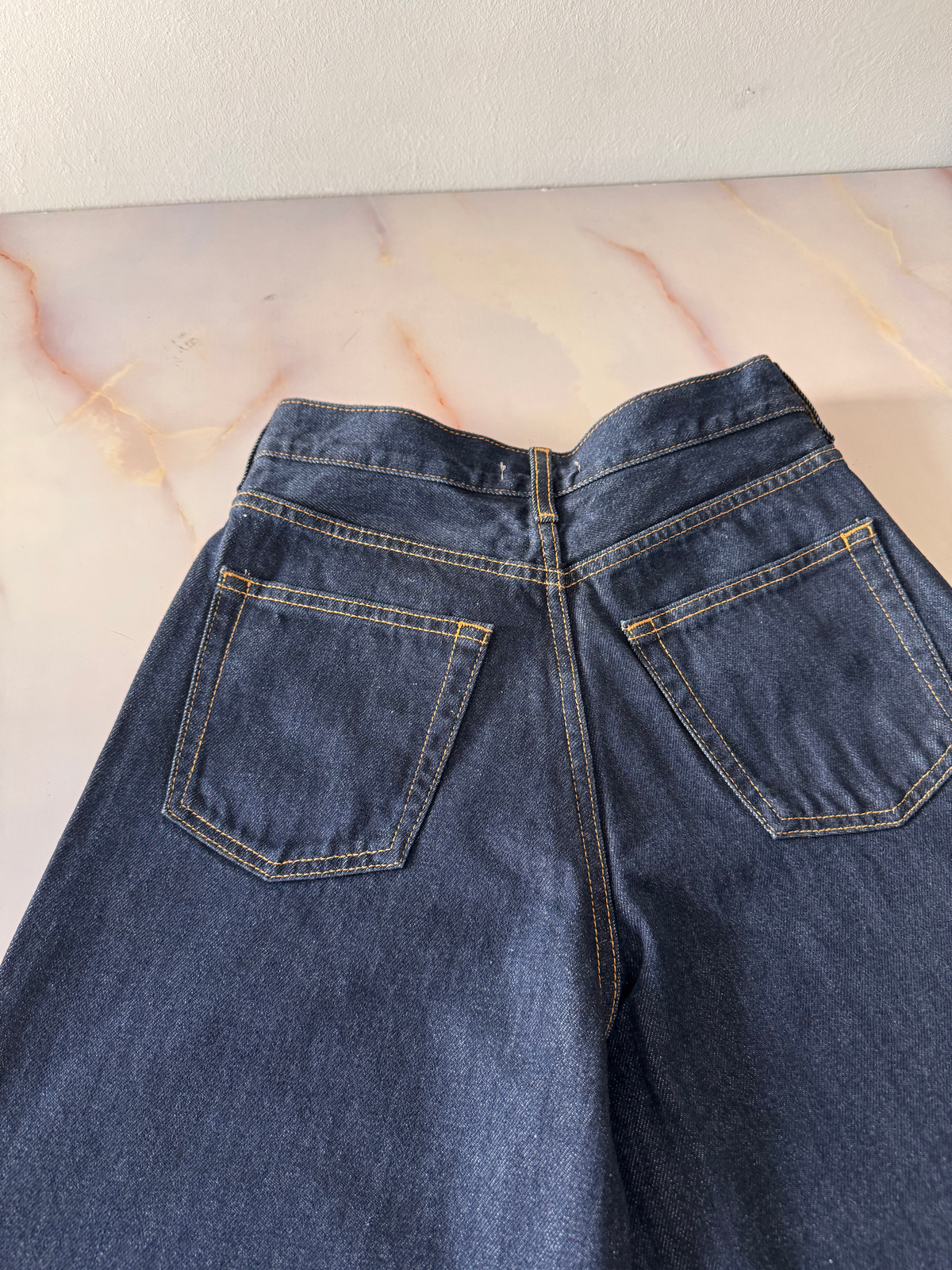 C.S BARREL JEAN