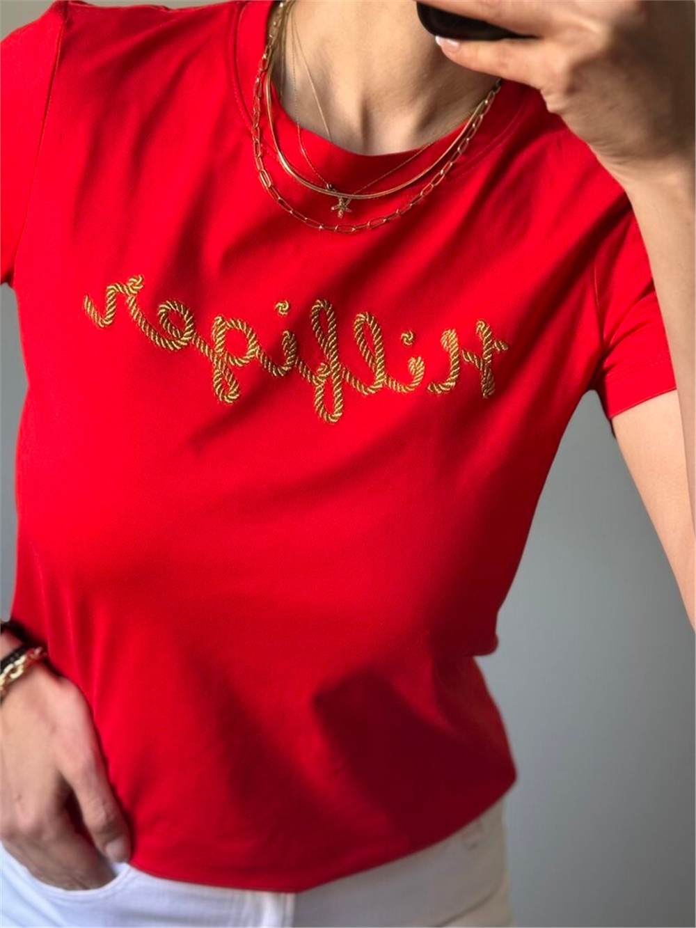 T.H kırmızı t-shirt