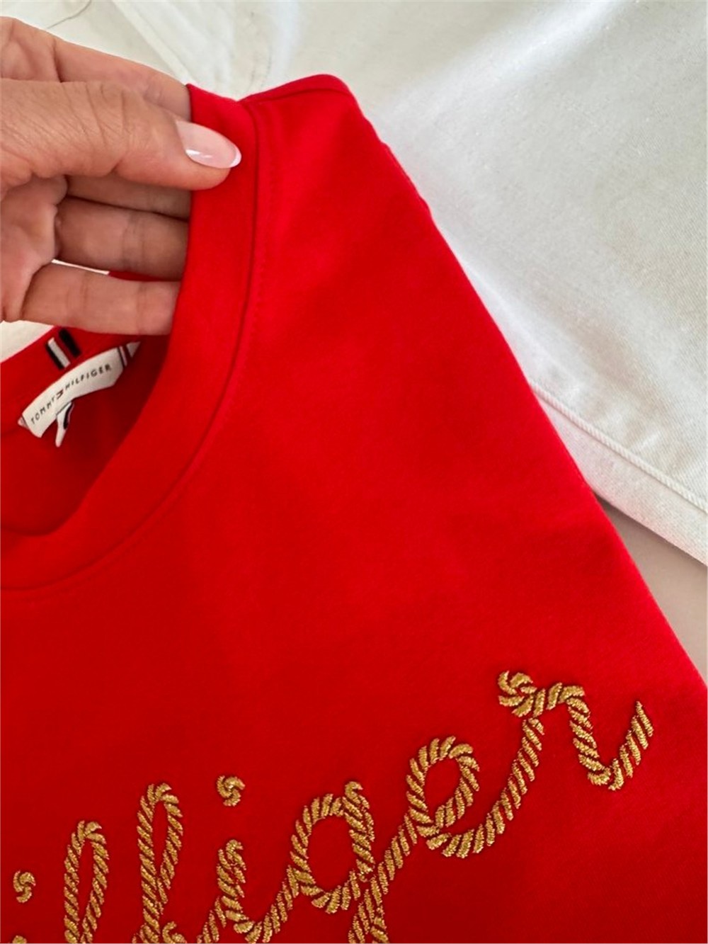 T.H kırmızı t-shirt