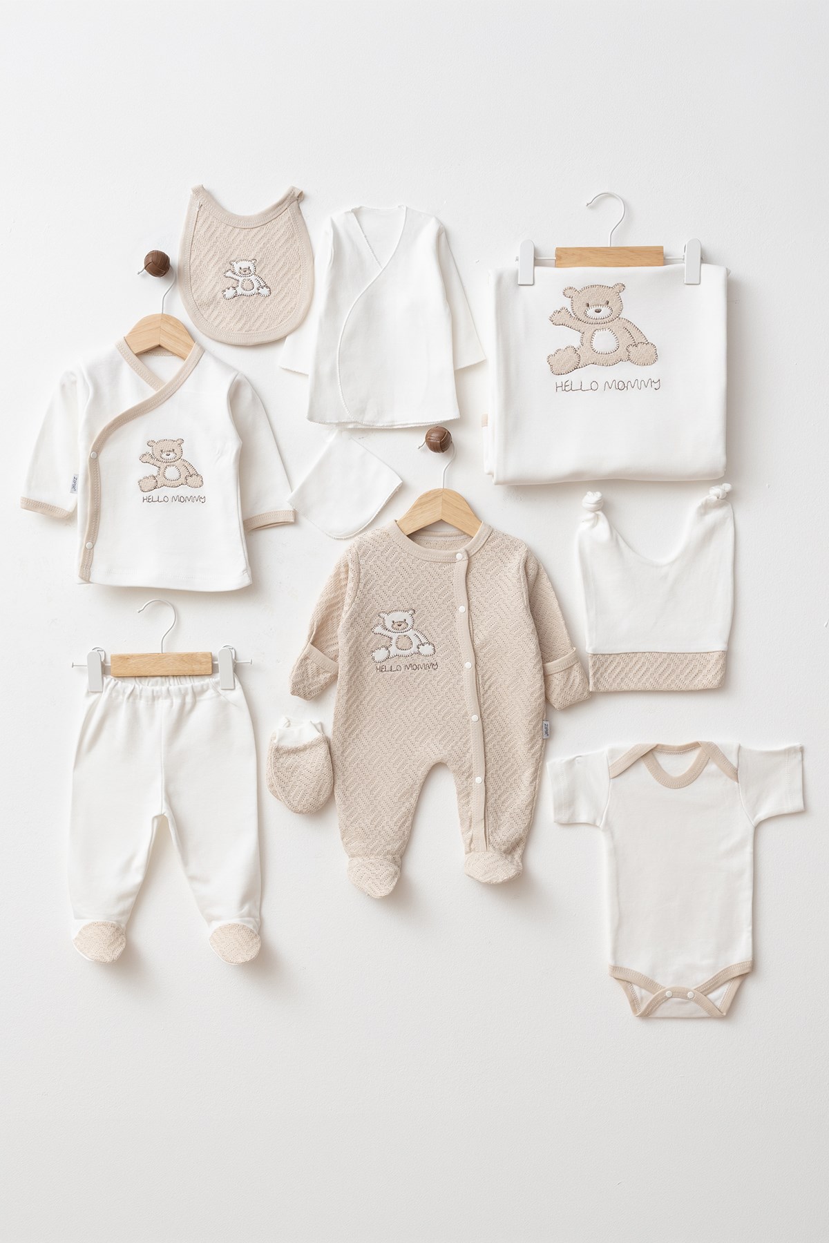 ERKEK BEBEK HELLO MOMMY NAKIŞLI AYICIKLI 0-3 AY 10'LU YENİDOĞAN HASTANE ÇIKIŞI ZIBIN SETİ KUTULU
