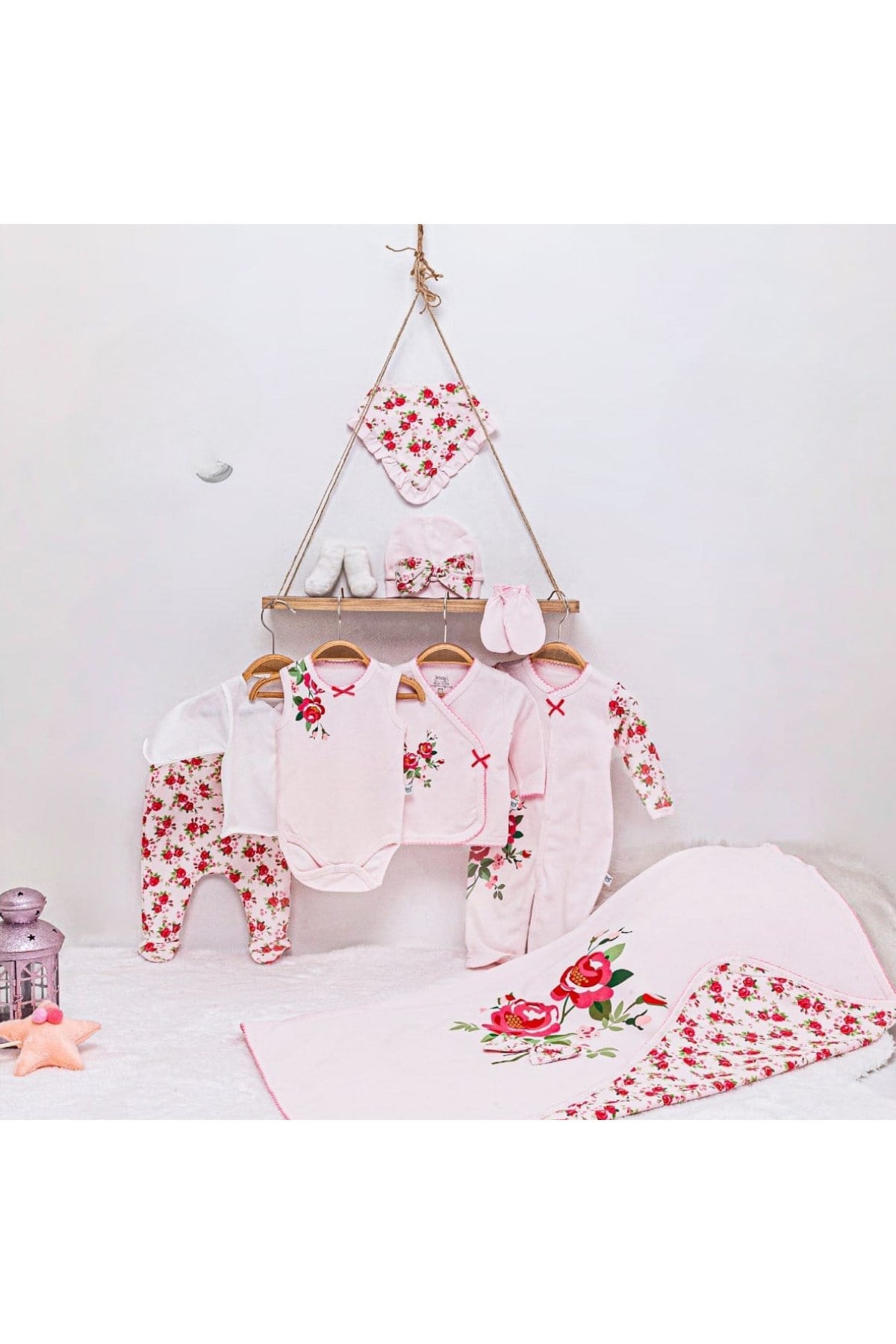 KIZ BEBEK ROSE TULUMLU 10'LU YENİDOĞAN HASTANE ÇIKIŞI ZIBIN SETİ