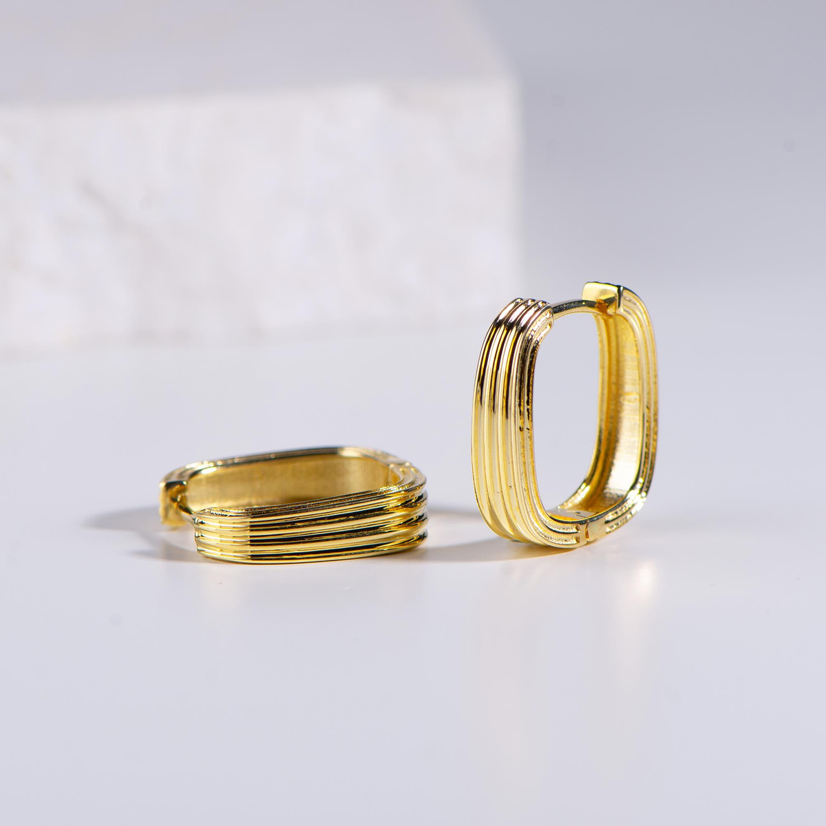 14 Ayar Altın Halka Küpe