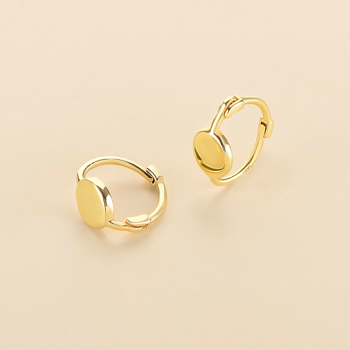 14 Ayar Modern Minik Yuvarlak Halka Altın Küpe