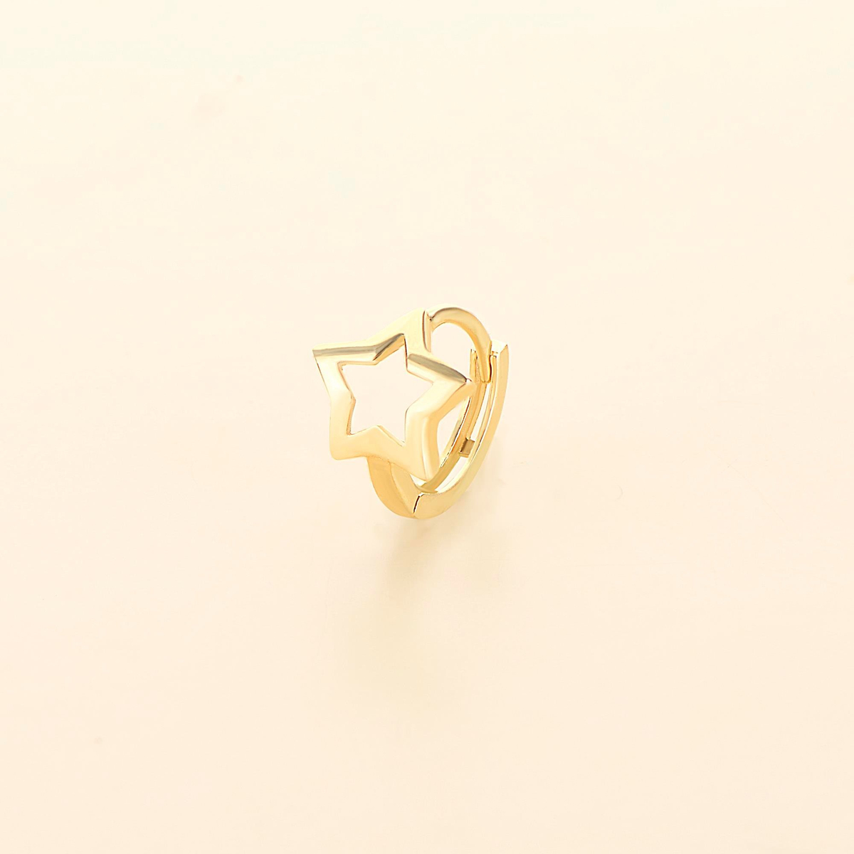 14 Ayar Tek Yıldız Halka Altın Küpe