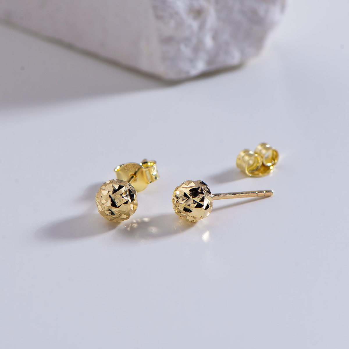 14 Ayar 6 mm Altın Top Küpe