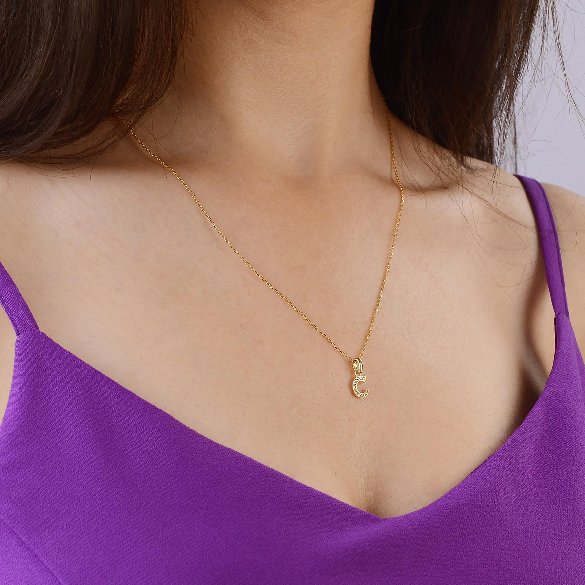 14 Ayar Altın C Harfi Taşlı Kolye Ucu