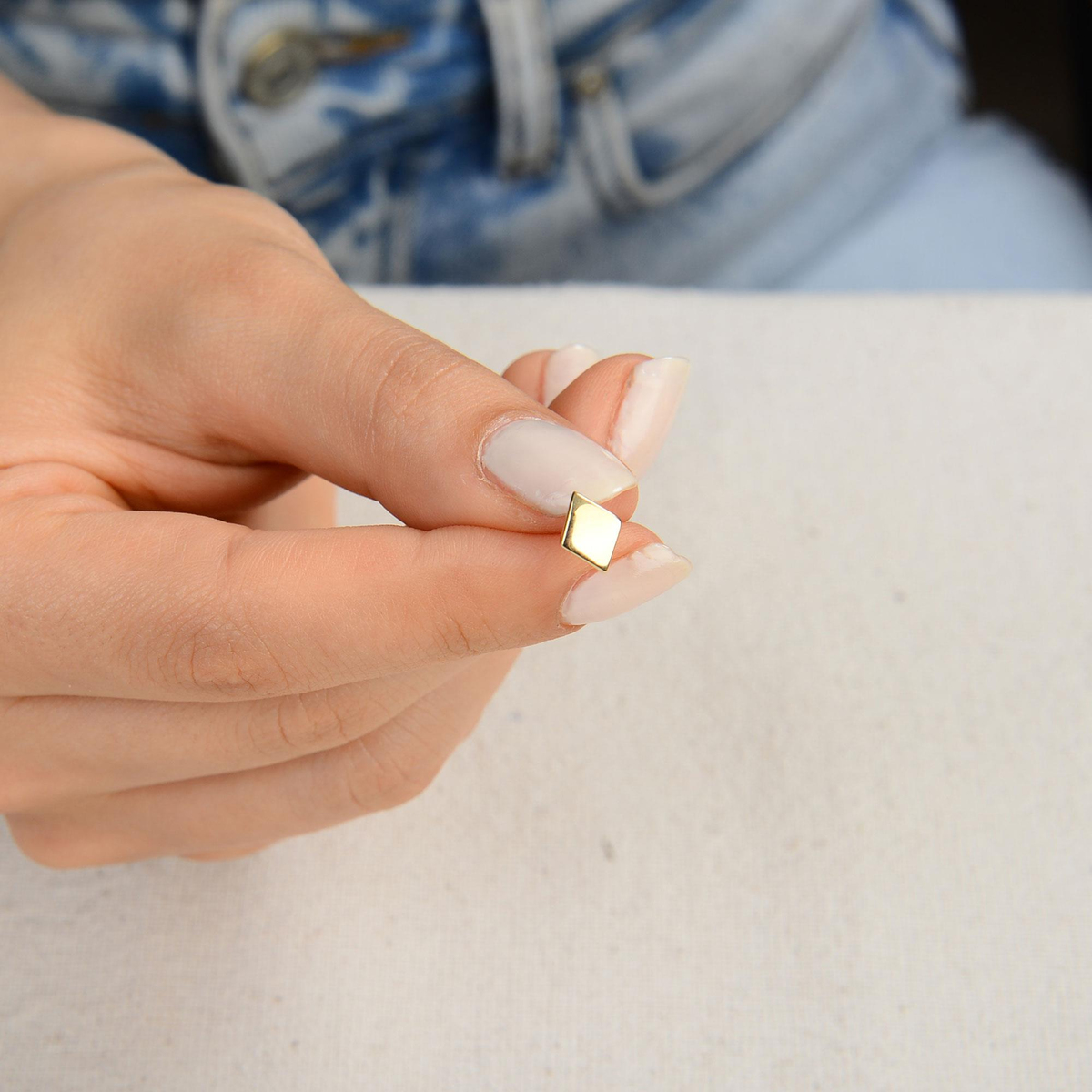 14 Ayar Altın Küpe